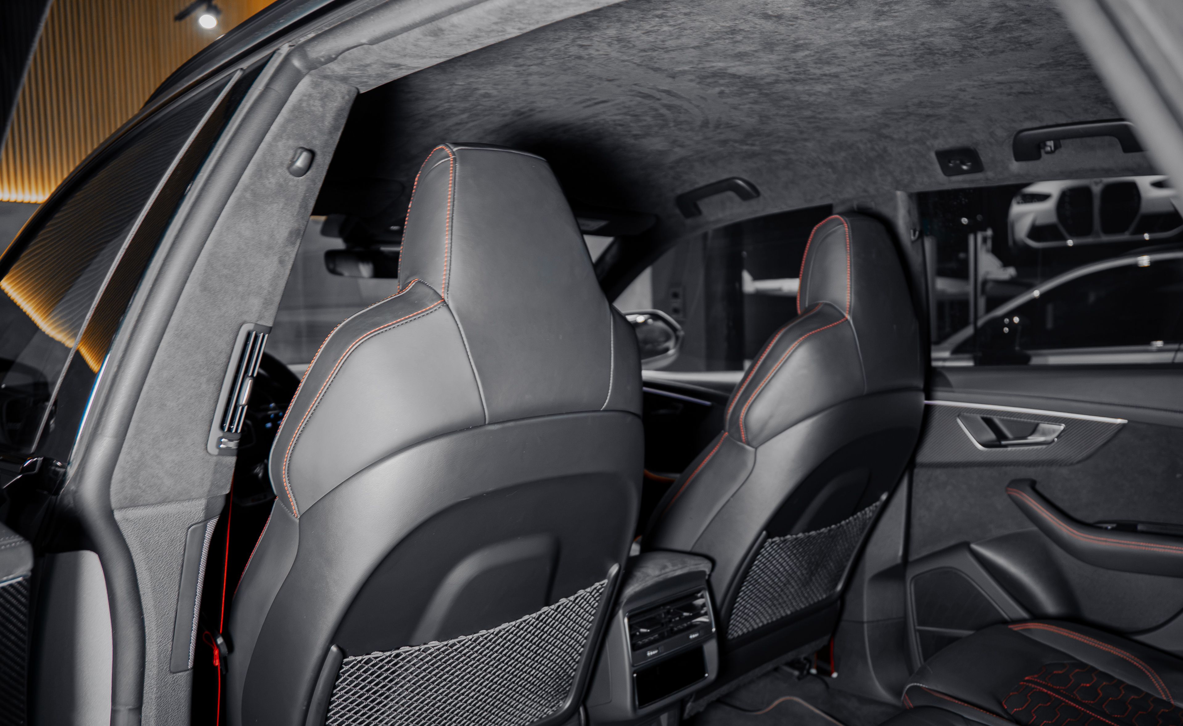 Audi RSQ8 — foto 8