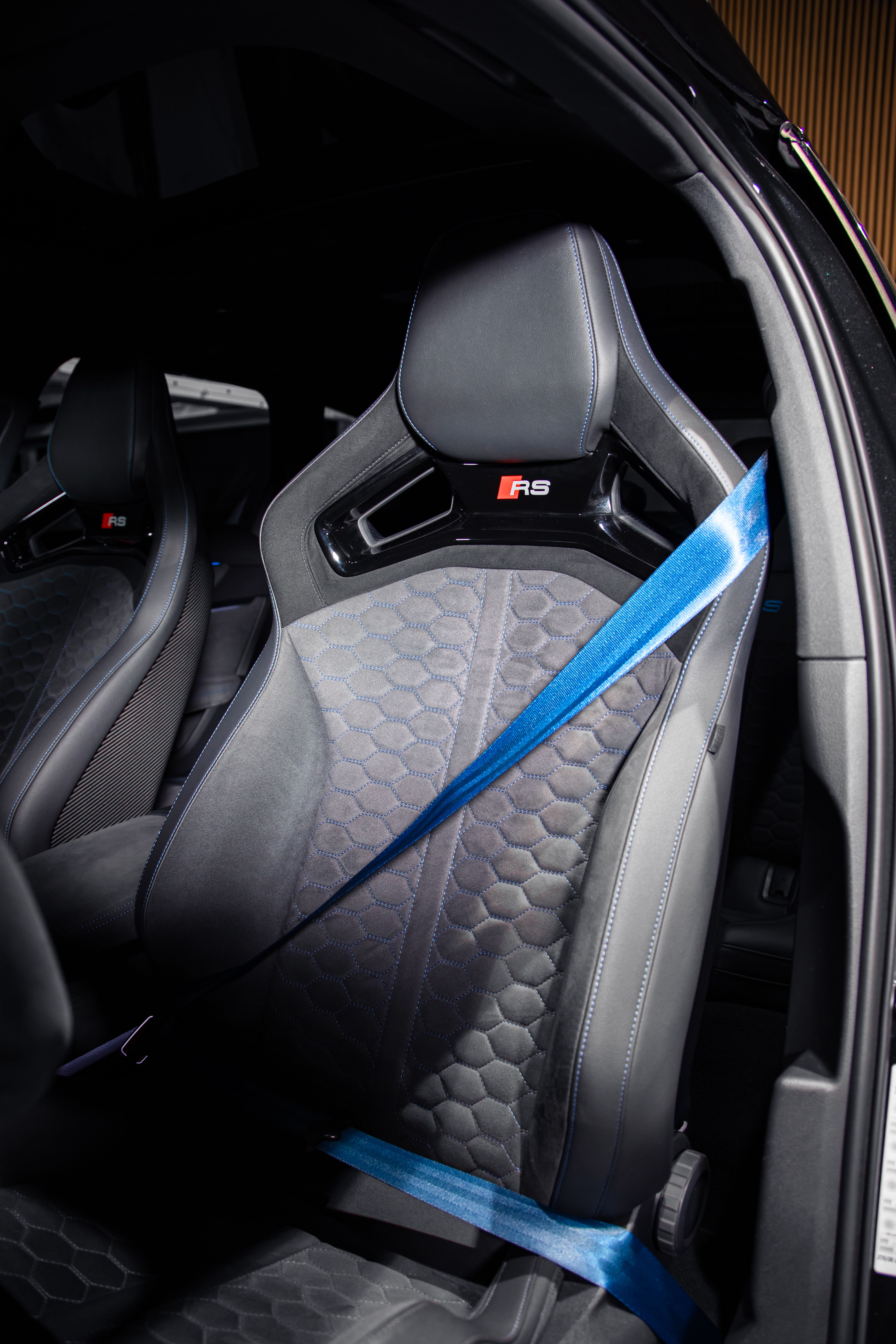 Audi RS6 Performance — foto 7