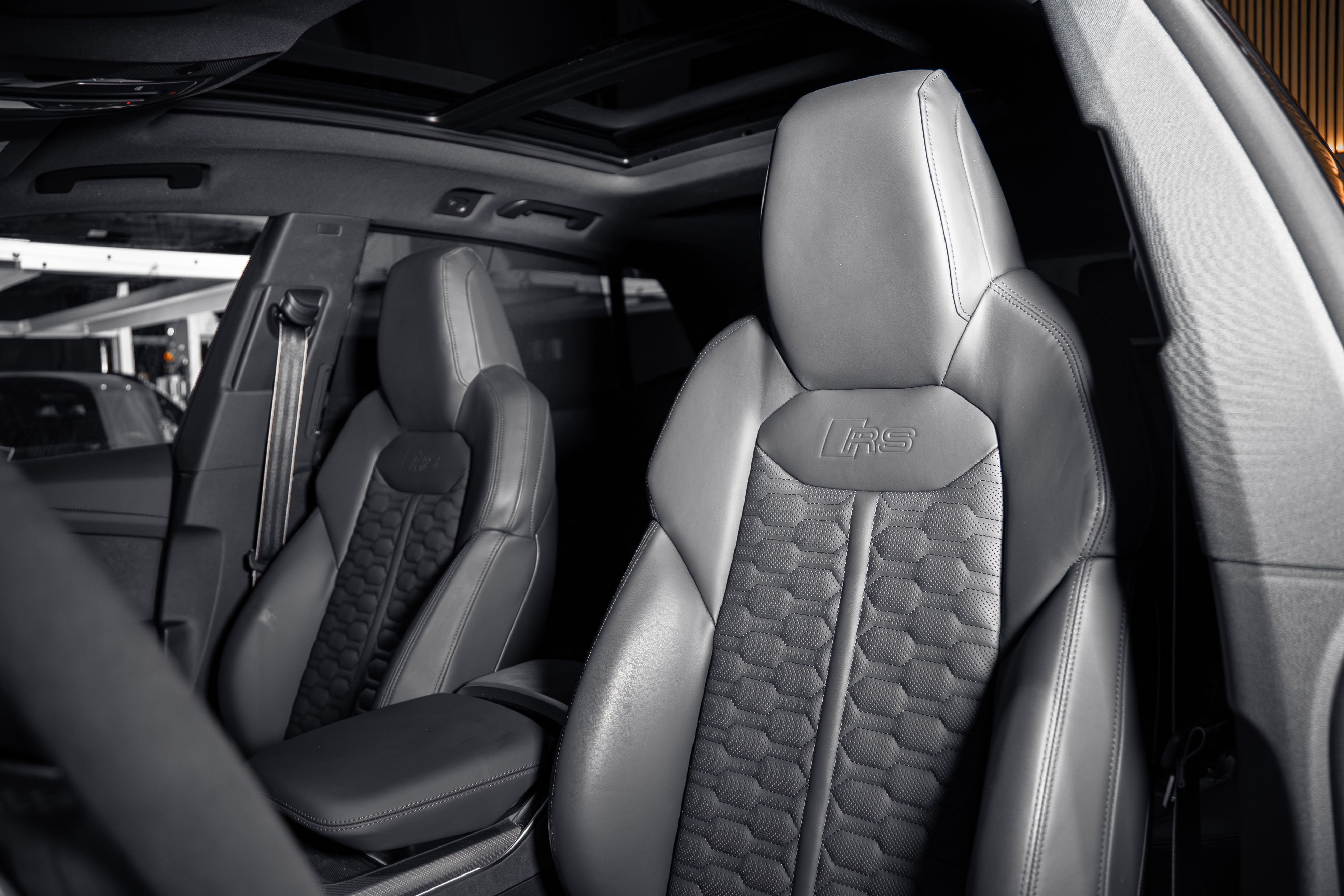 Audi RSQ8 Performance  — photo 8