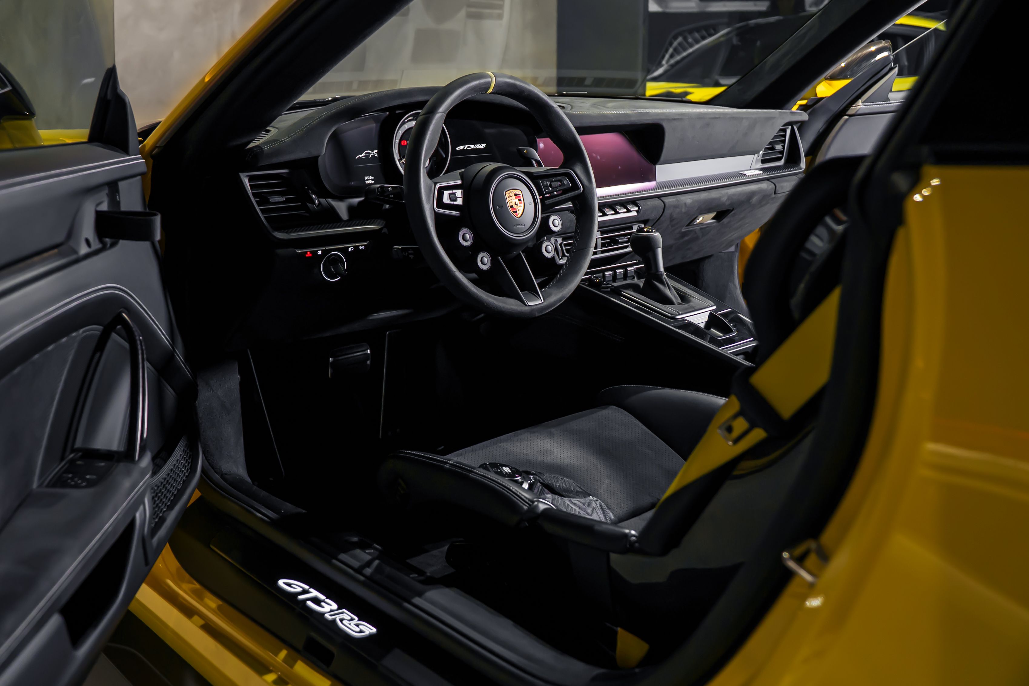 Porsche  992 GT3RS  — foto 11