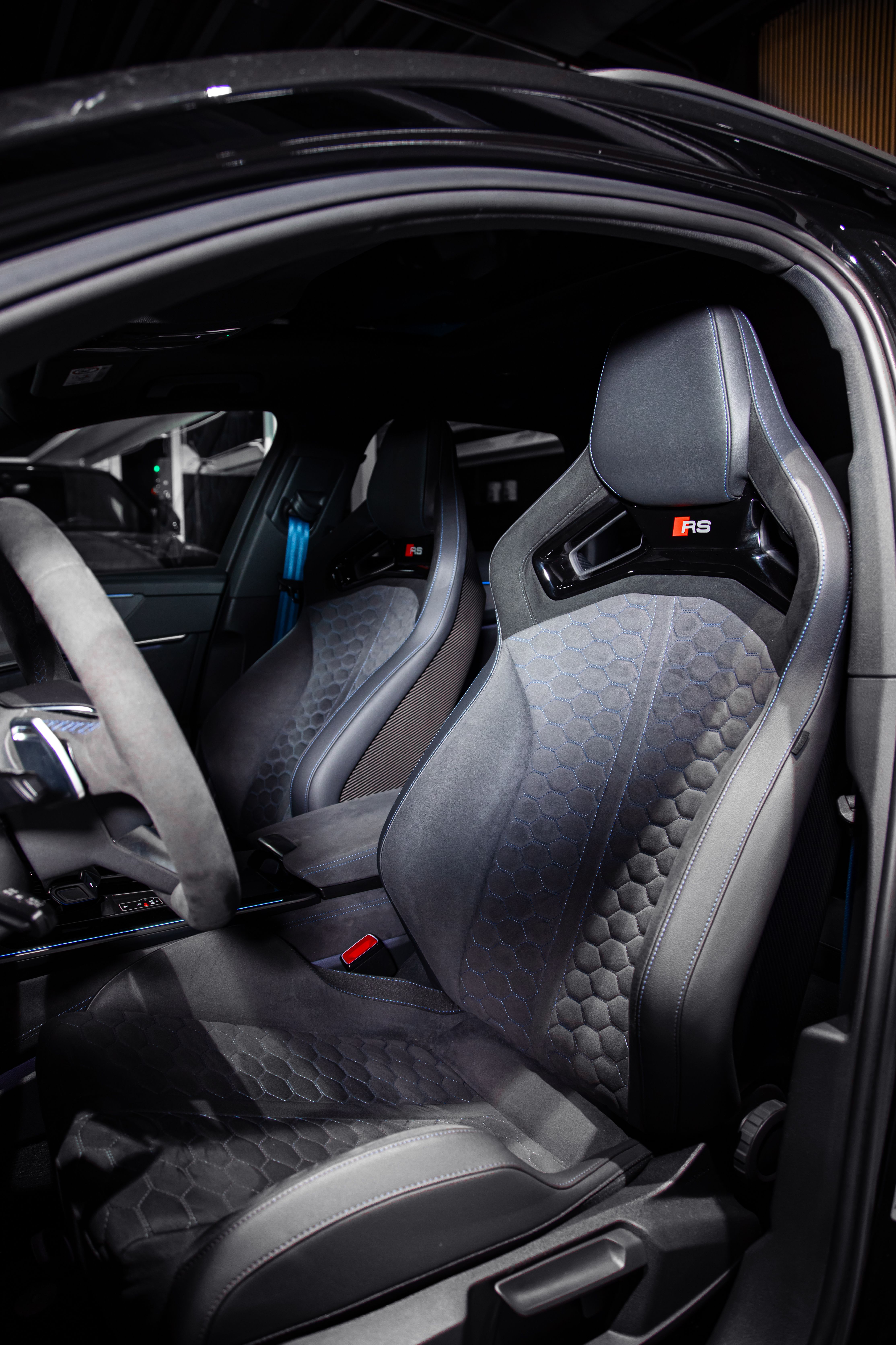 Audi RS6 Performance — foto 6
