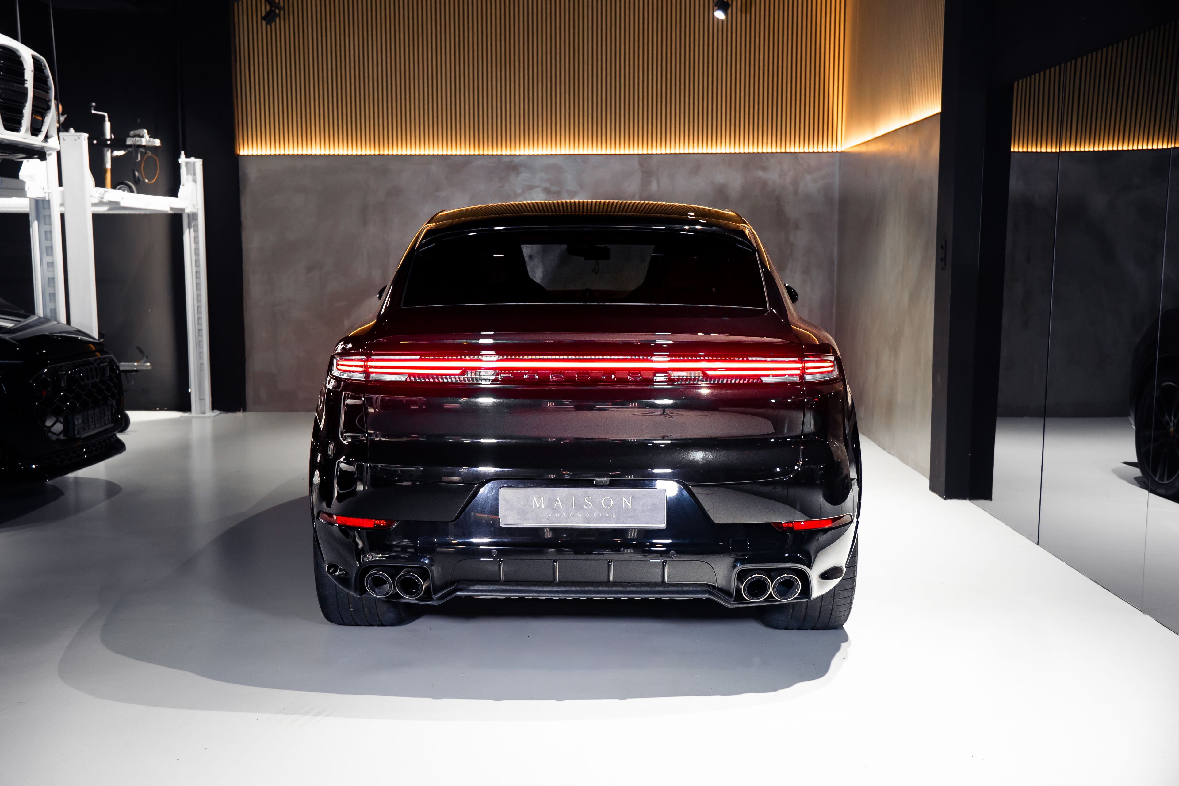 Porsche Cayenne  — photo 12