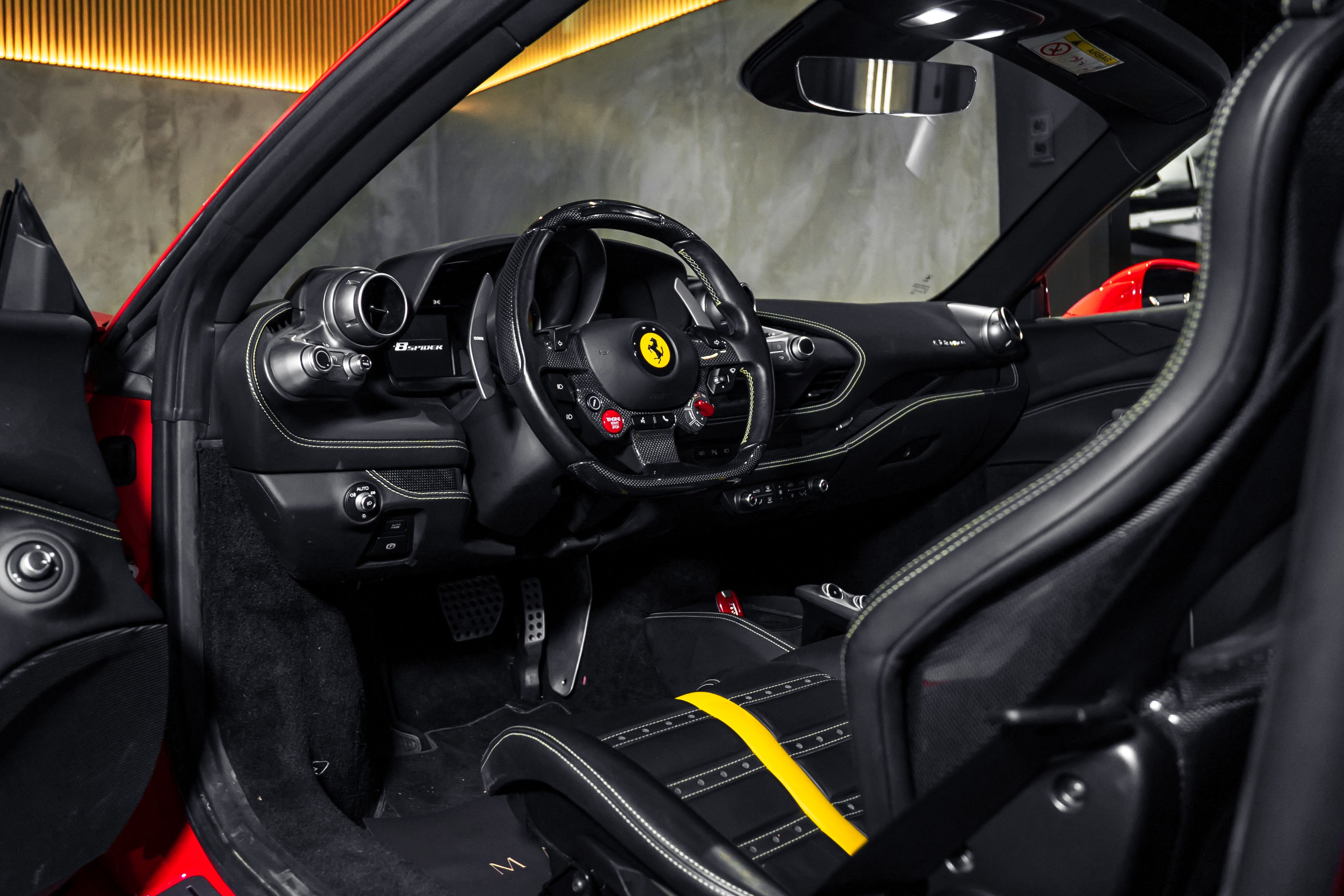 Ferrari F8 Spider  — foto 9