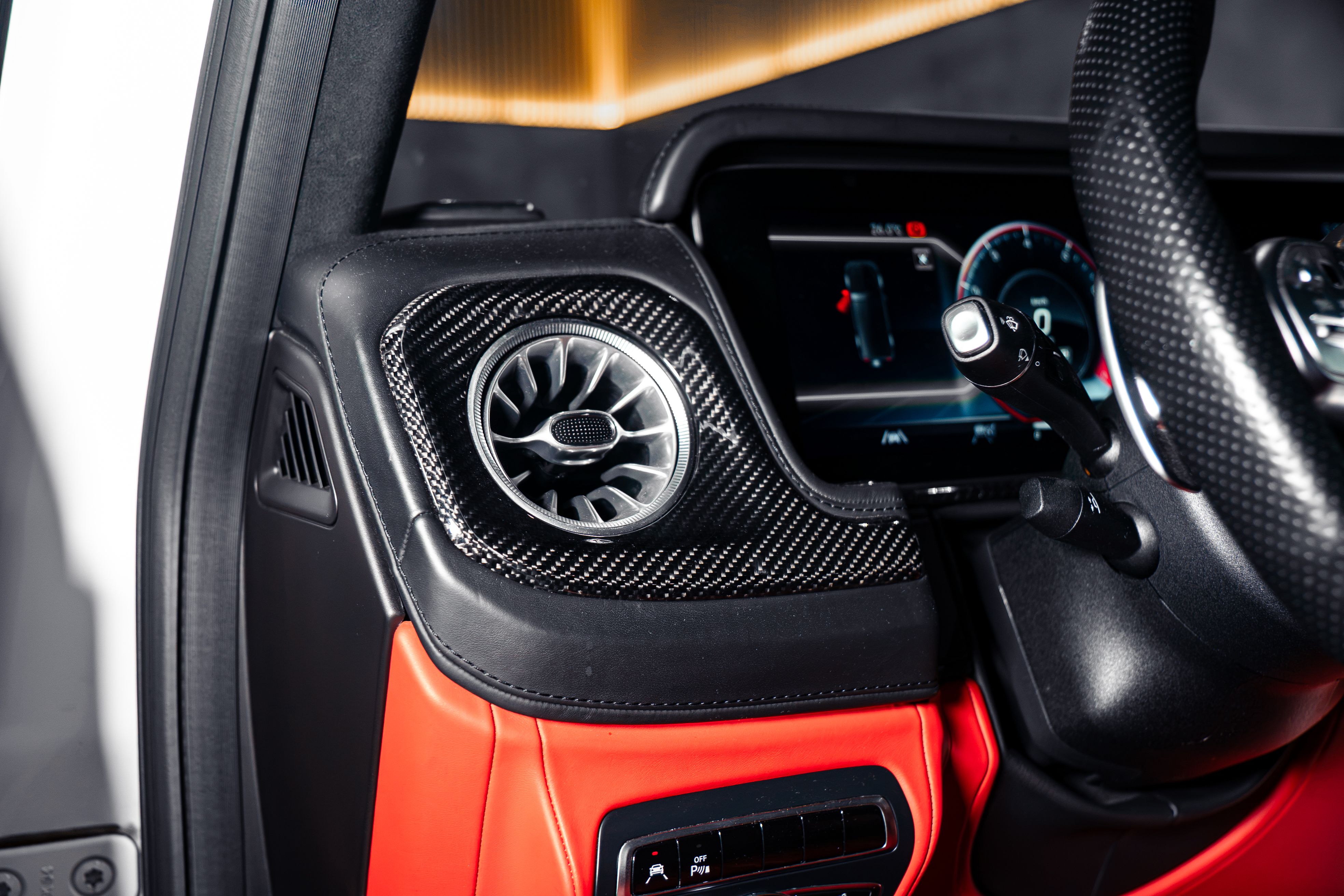 Mercedes-AMG G63  — photo 8