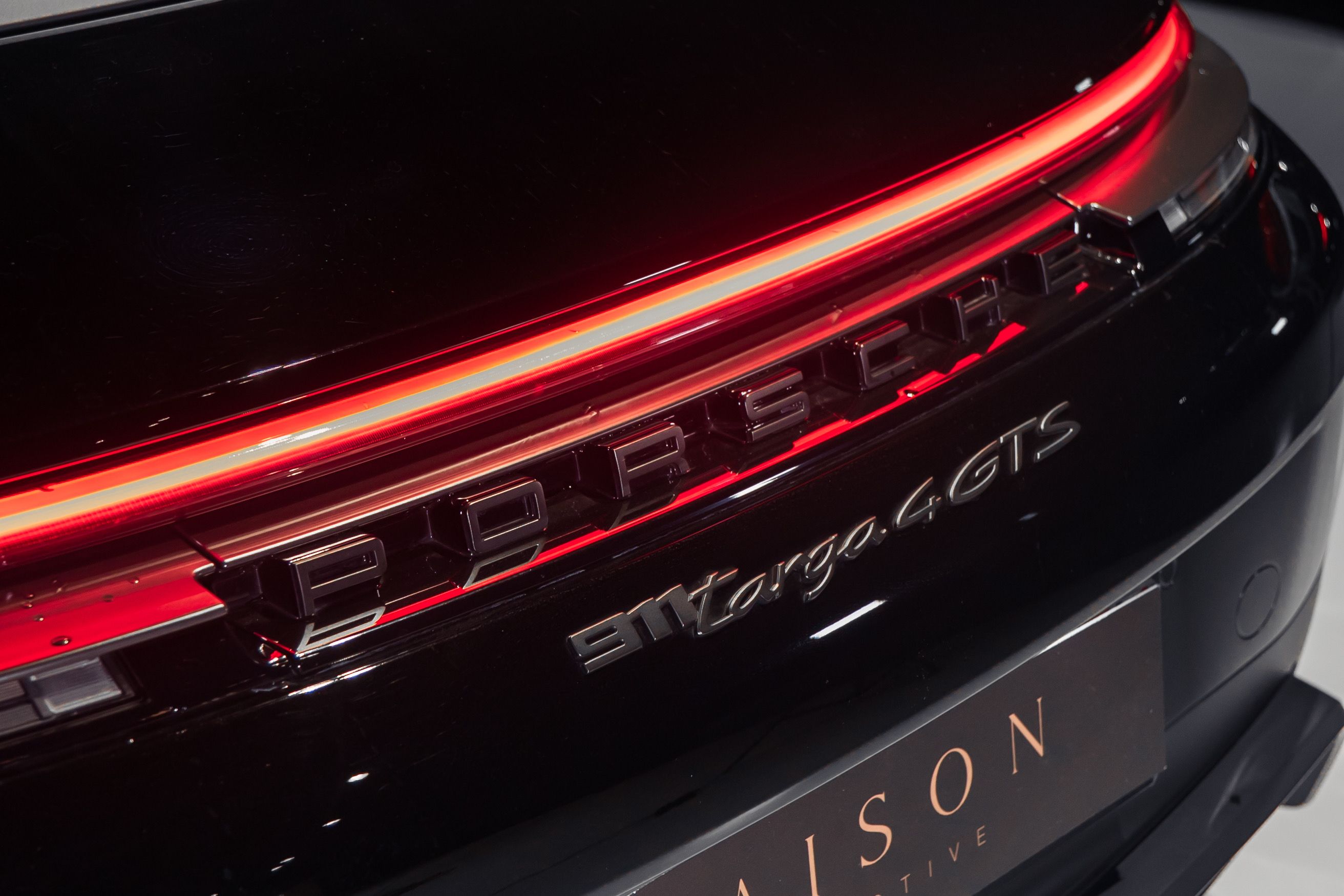 Porsche 911 Targa 4 GTS  — photo 18