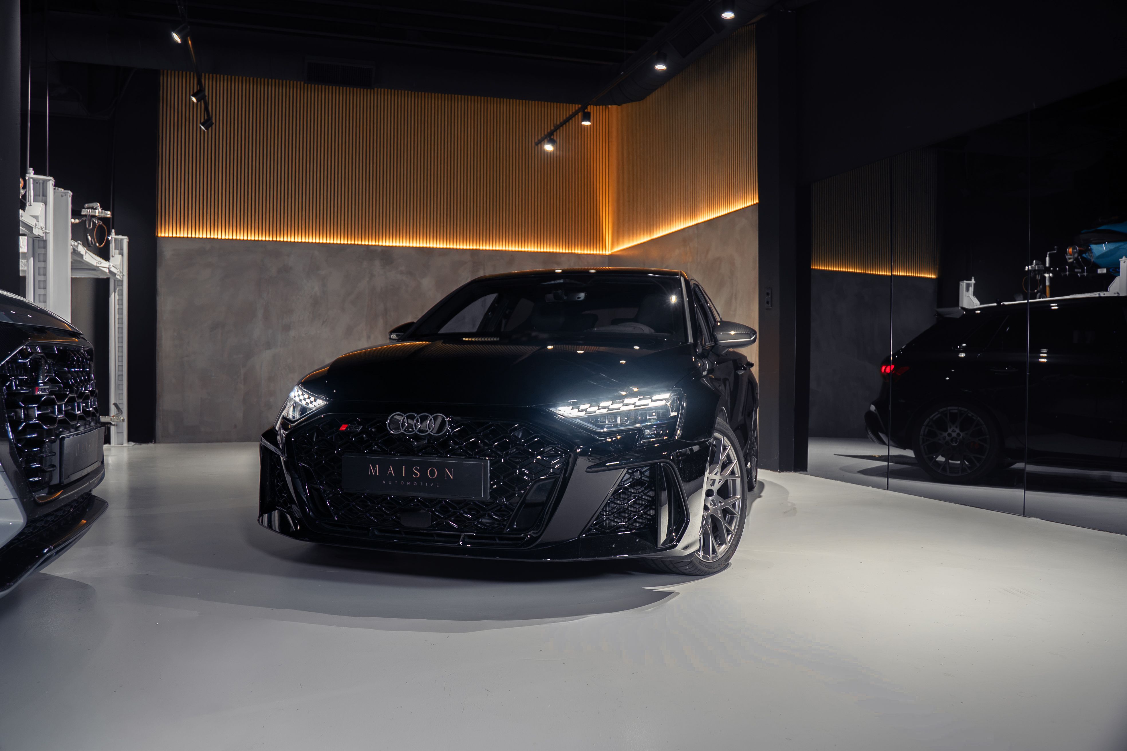 Audi  RS3 Sportback  — photo 3