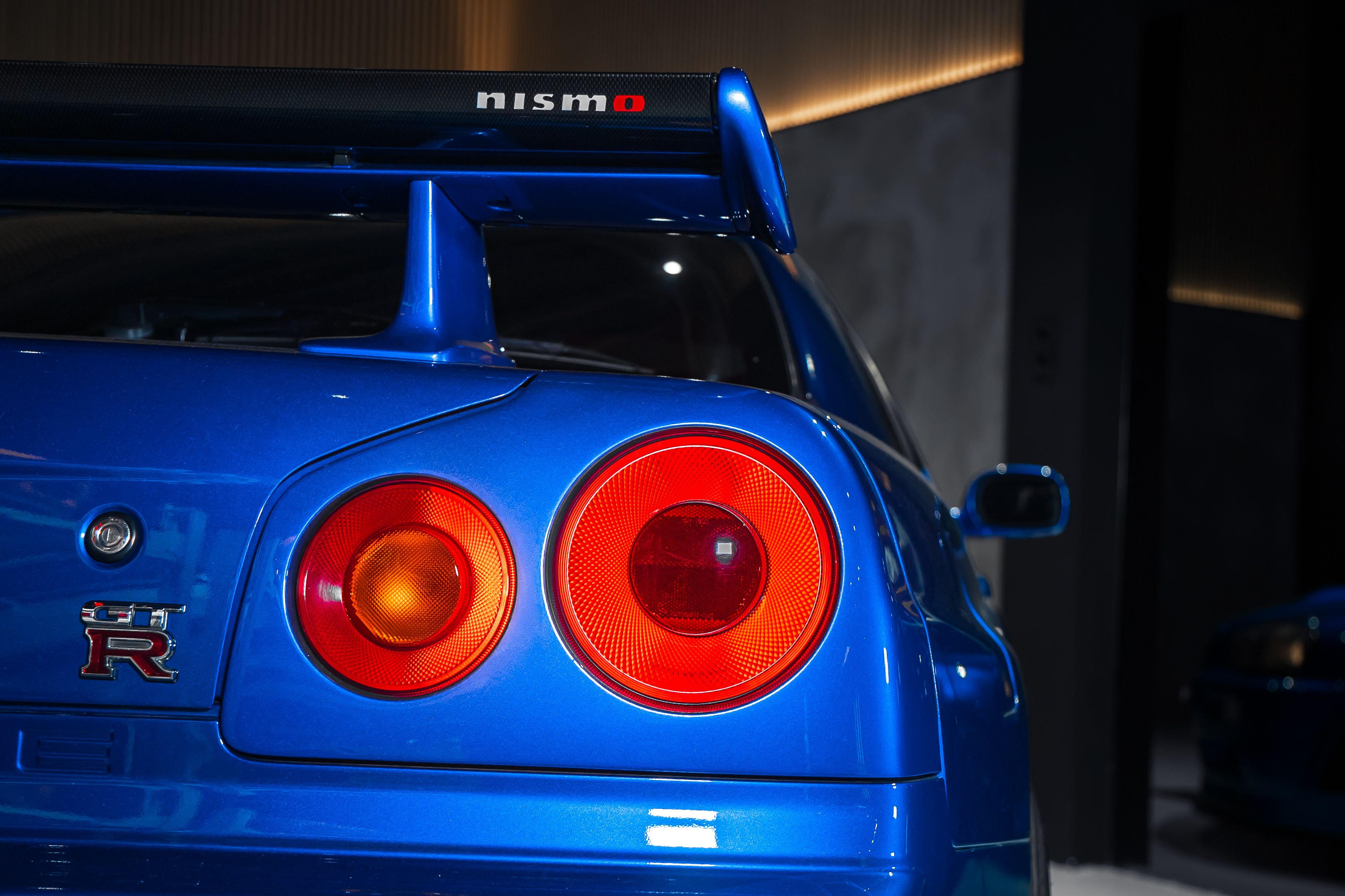 Nissan  Skyline GT-R R34 — foto 21