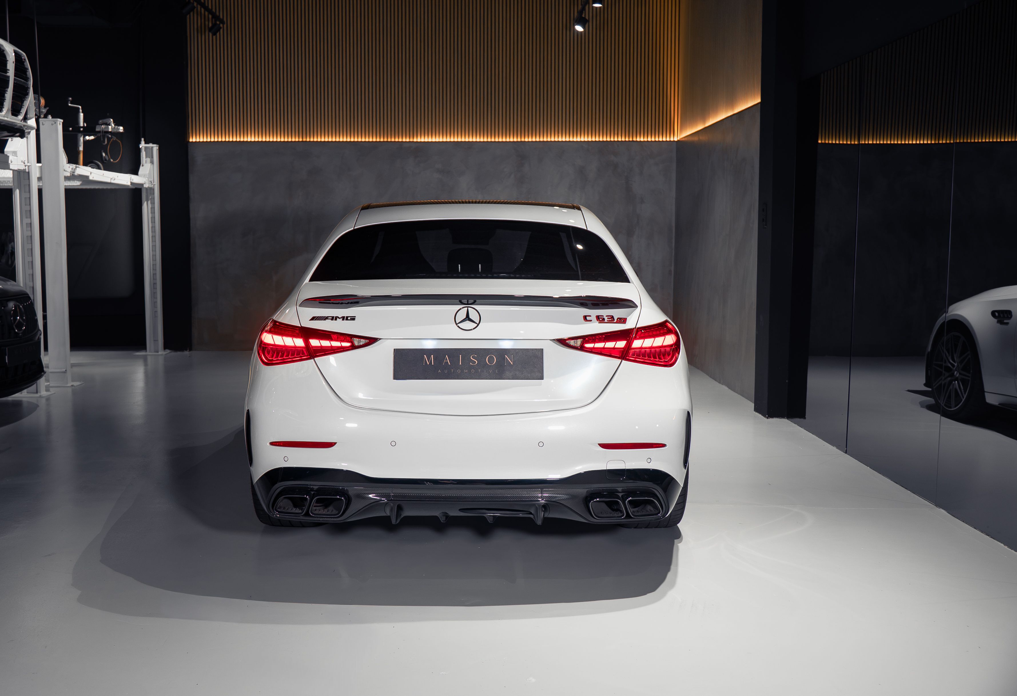Mercedes-AMG C63 S — photo 14