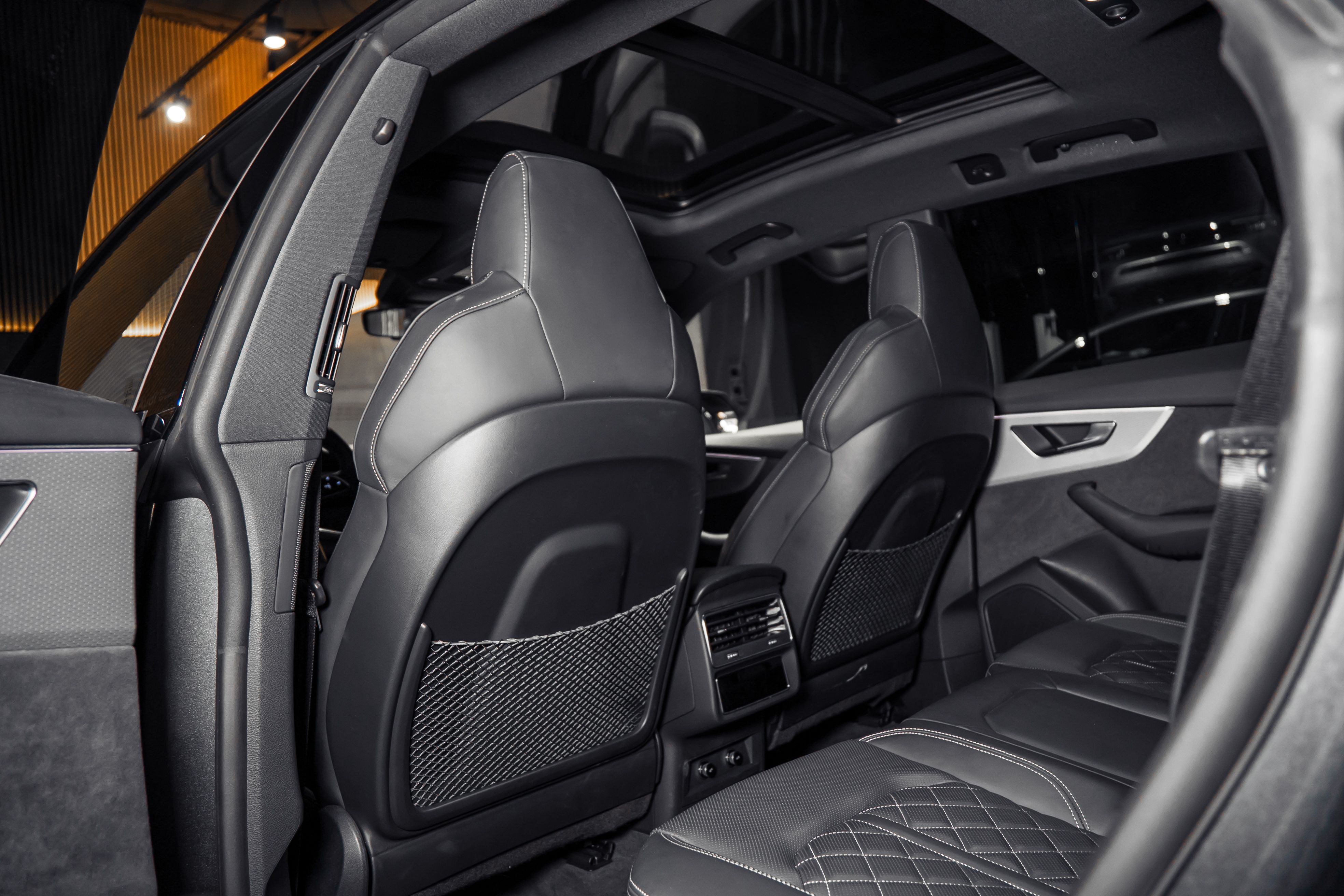 Audi  Q8 50 TDI Quattro  — photo 9