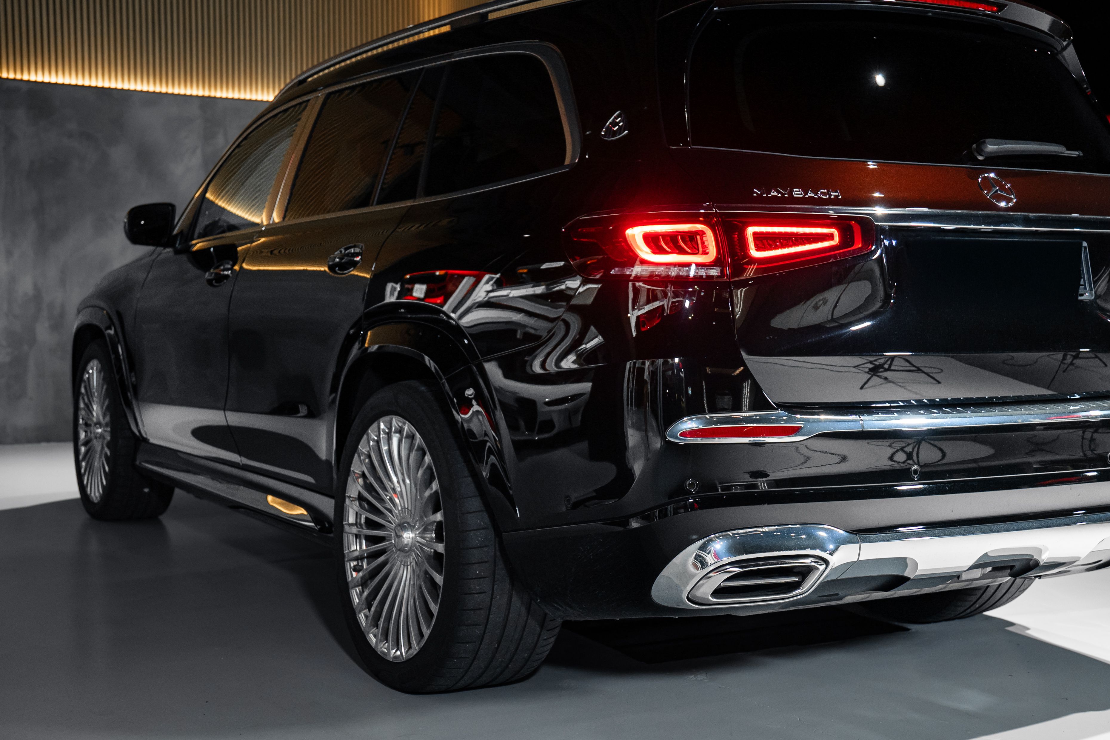 Mercedes-AMG Maybach GLS600 — foto 15