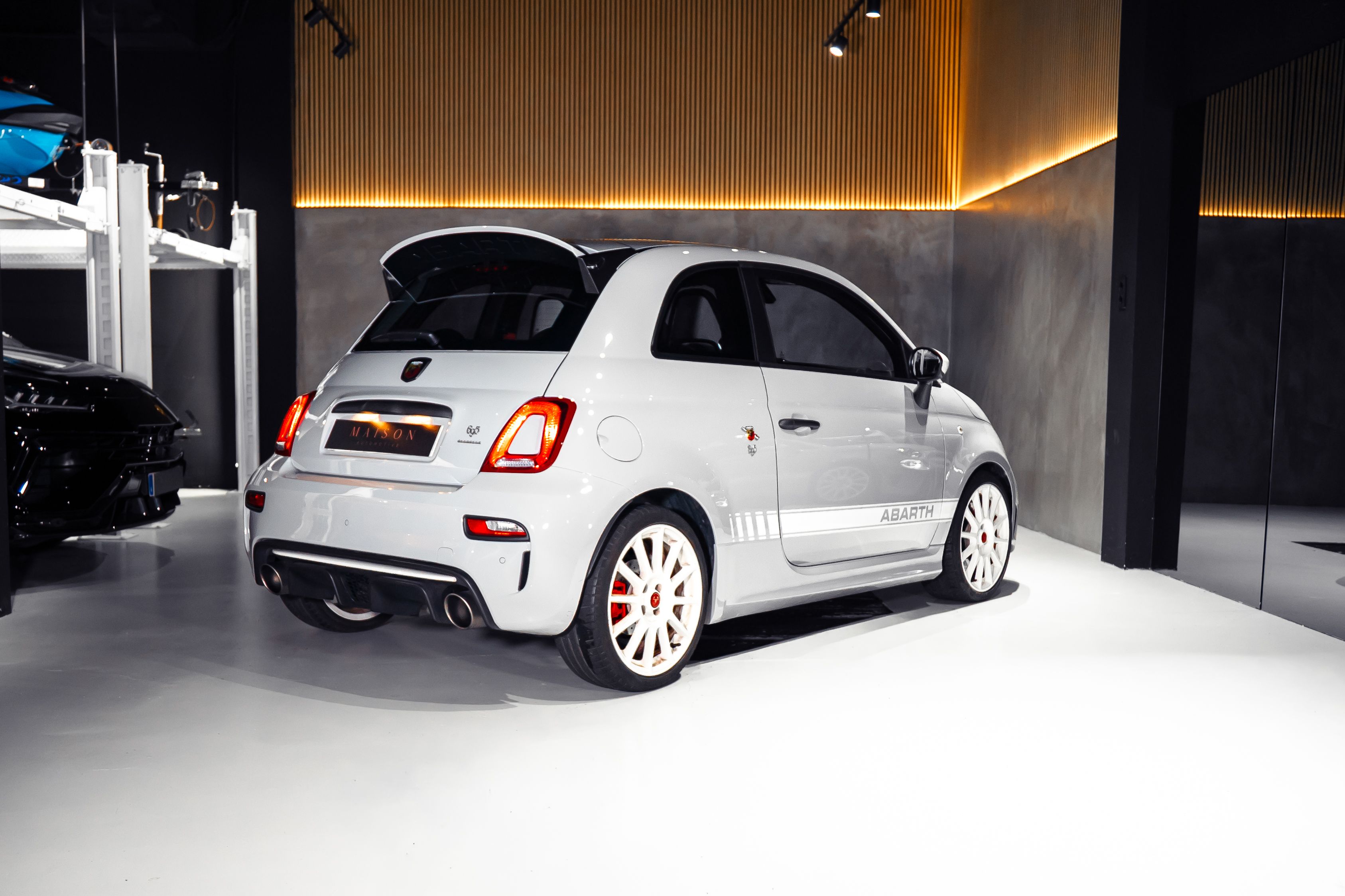 Abarth 695 Essesse — photo 16