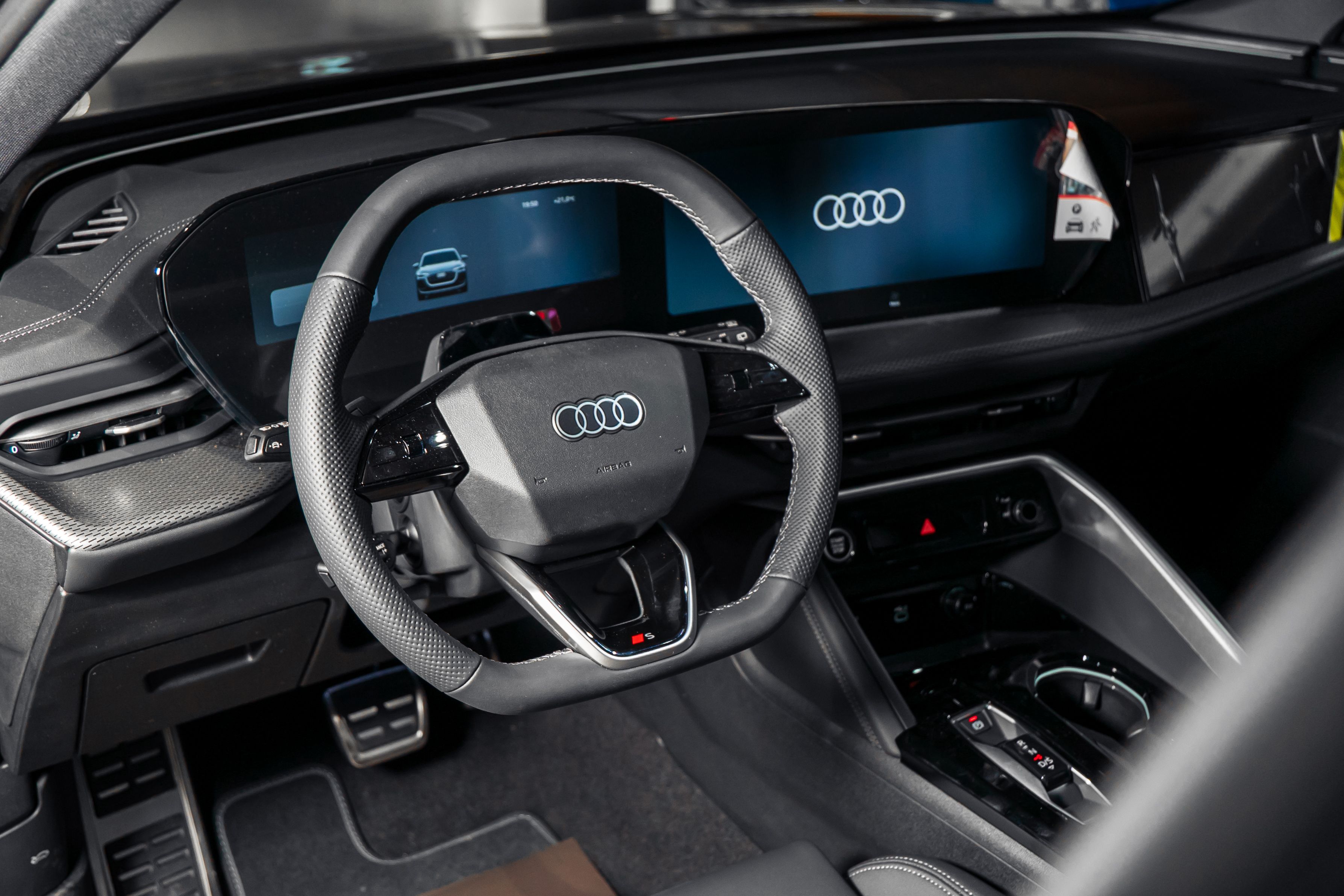 Audi Q5 Sportback  — foto 7