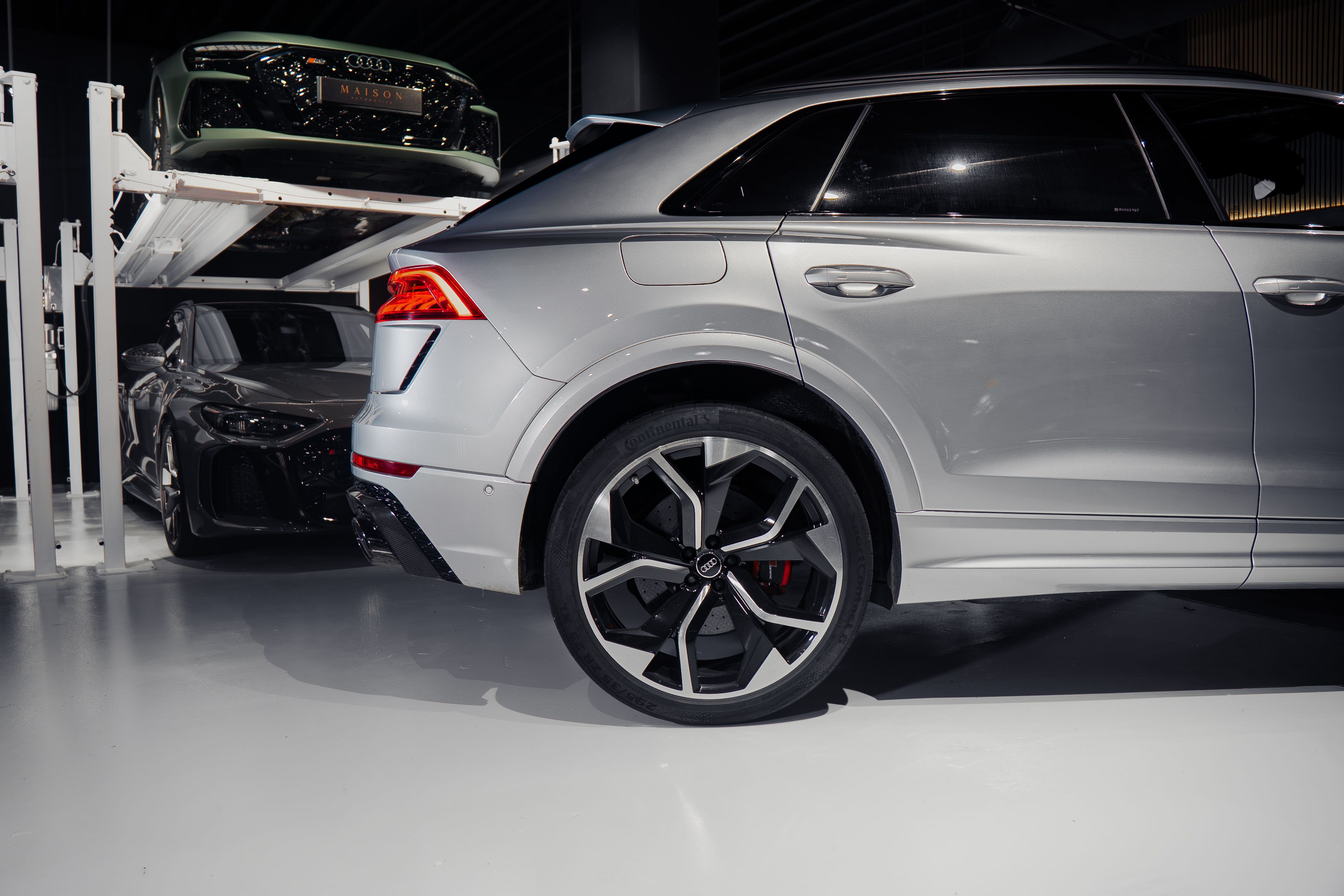 Audi RSQ8 — foto 15
