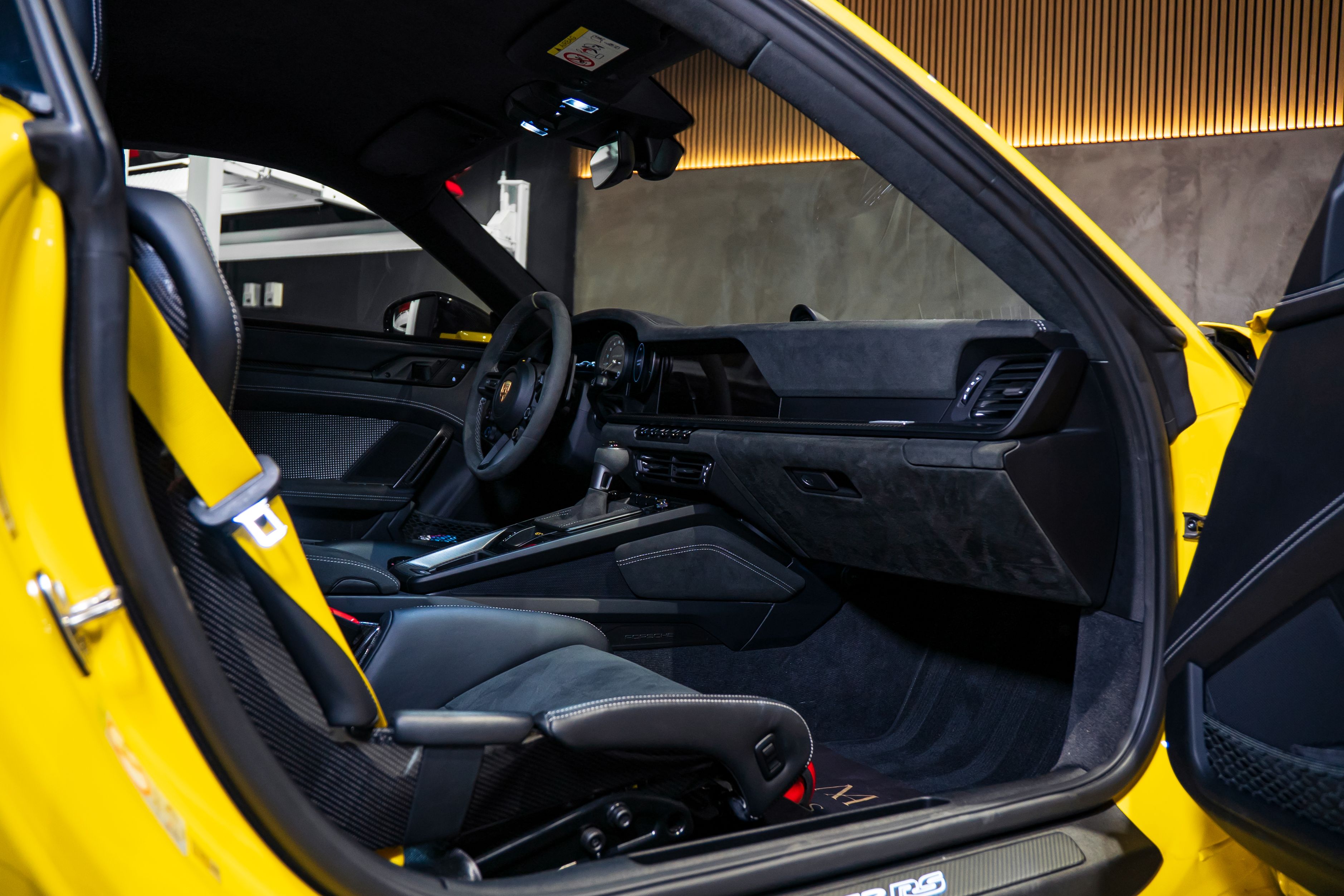 Porsche  992 GT3RS  — foto 14