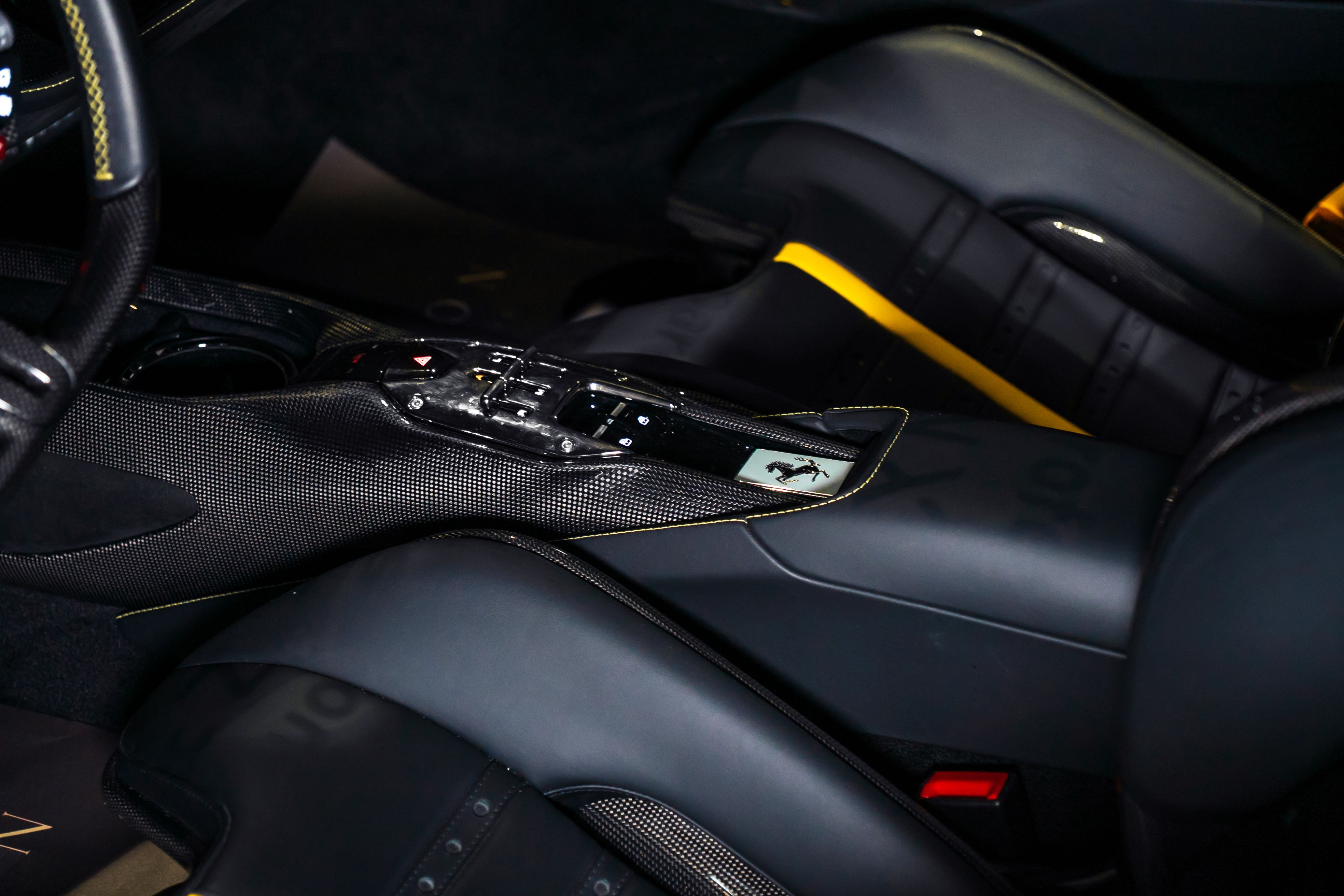 Ferrari SF90 Stradale  — photo 10