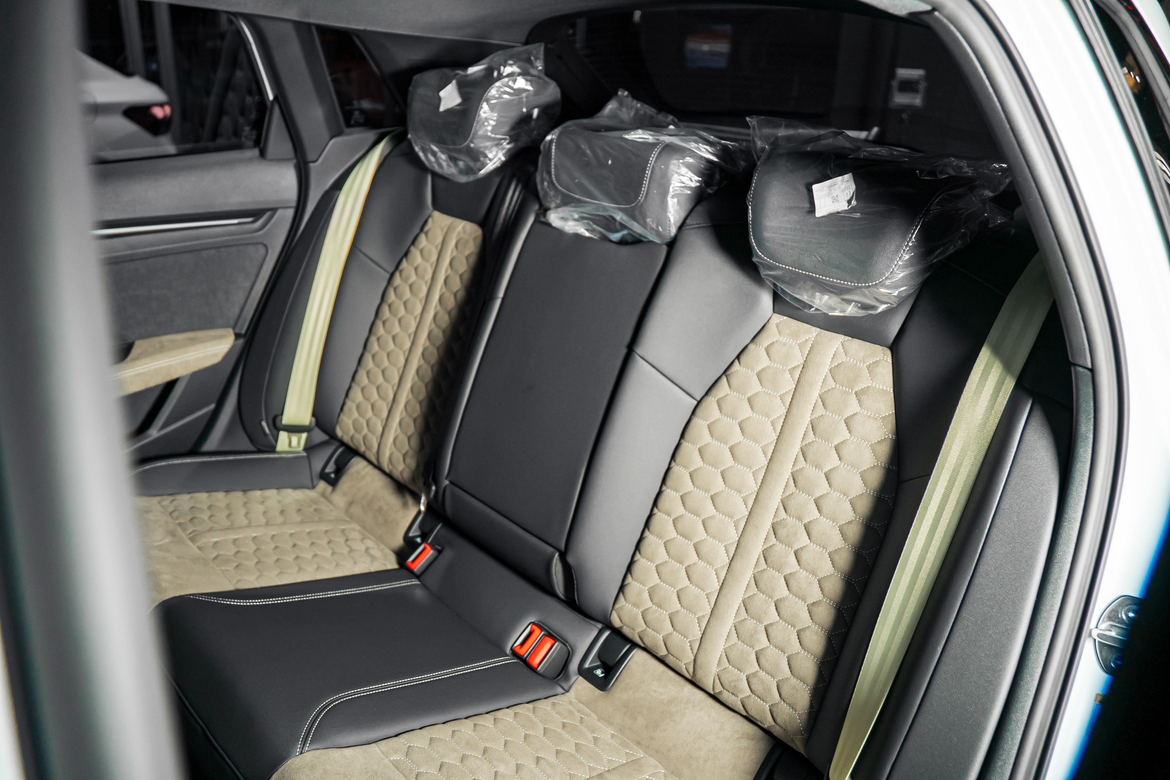 Audi RS3 Competition — photo 15