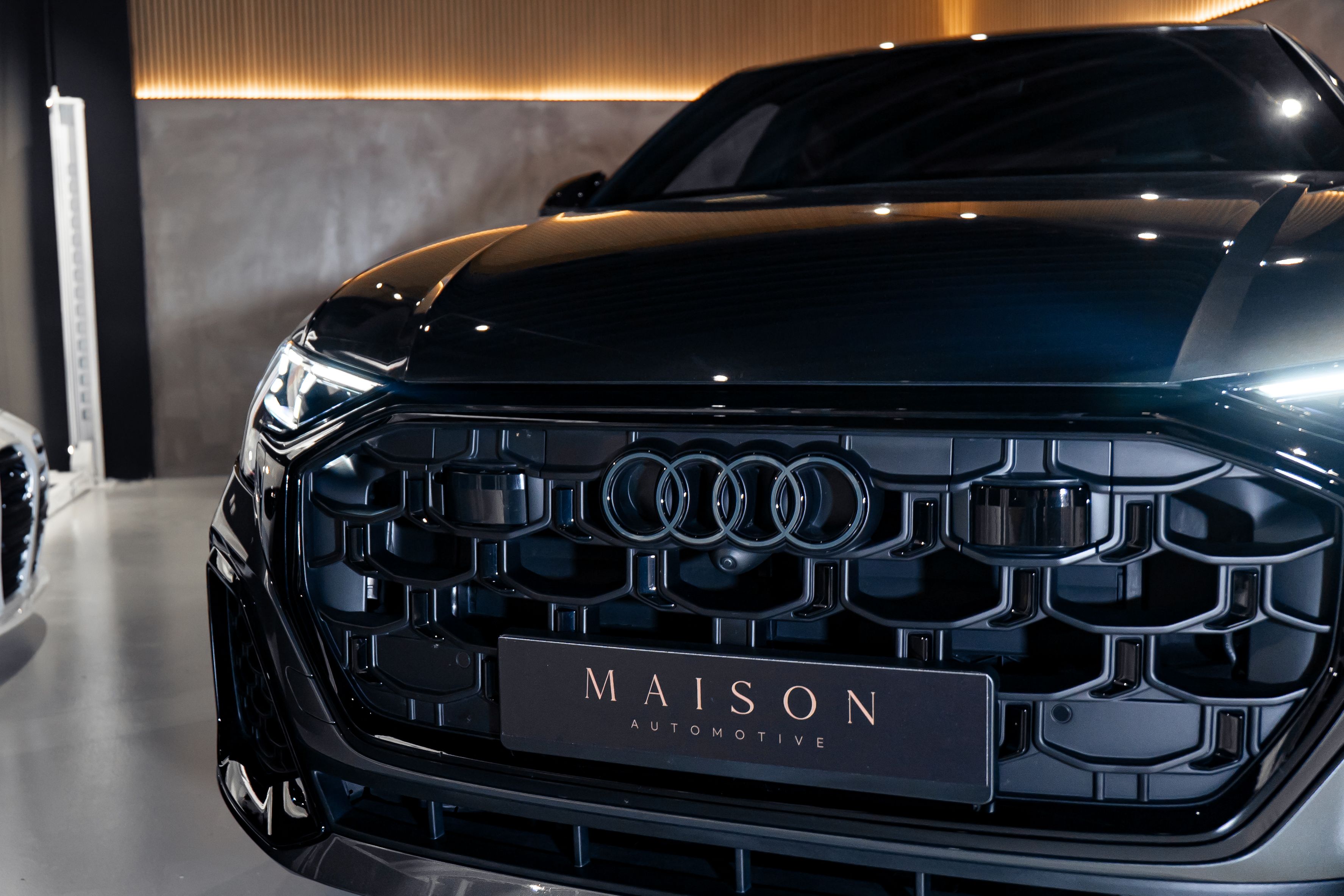 Audi  Q8 50 TDI Quattro  — photo 4