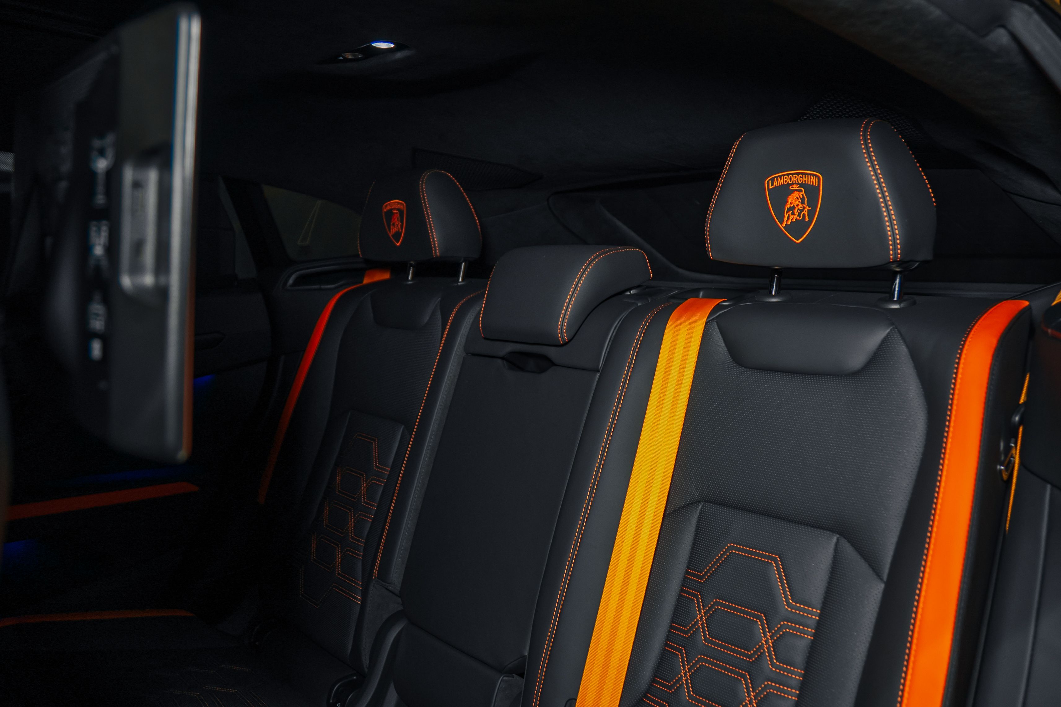 Lamborghini Urus — foto 9