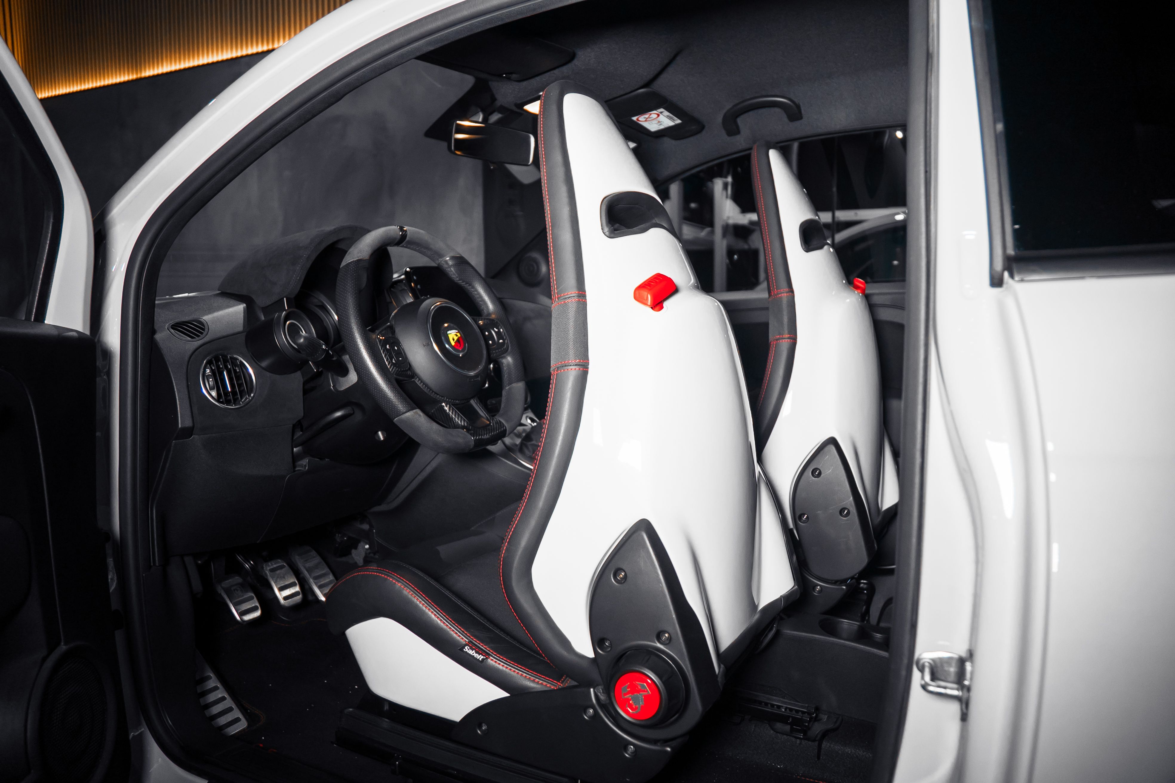 Abarth 695 Essesse — photo 12