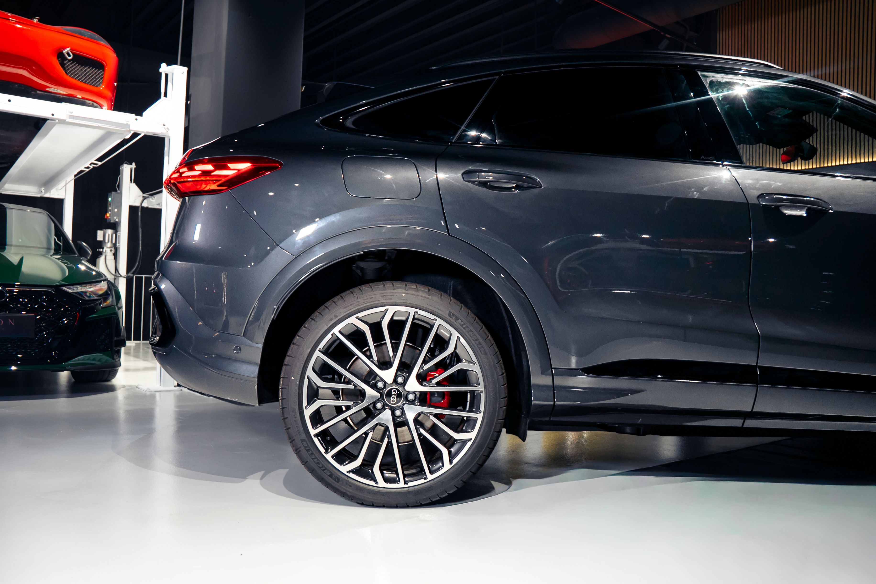 Audi Q5 Sportback  — foto 16