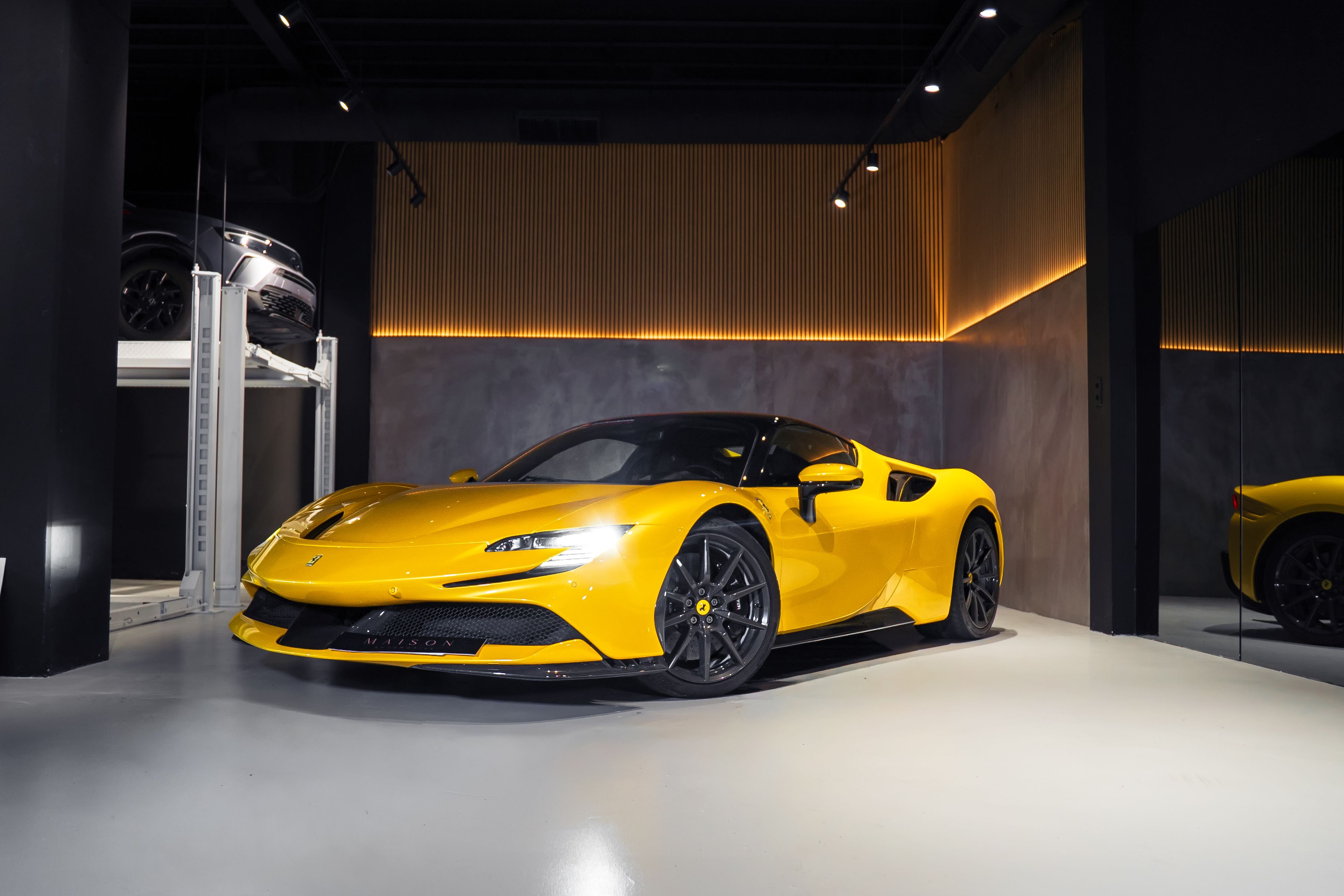 Ferrari SF90 Stradale  — photo 1