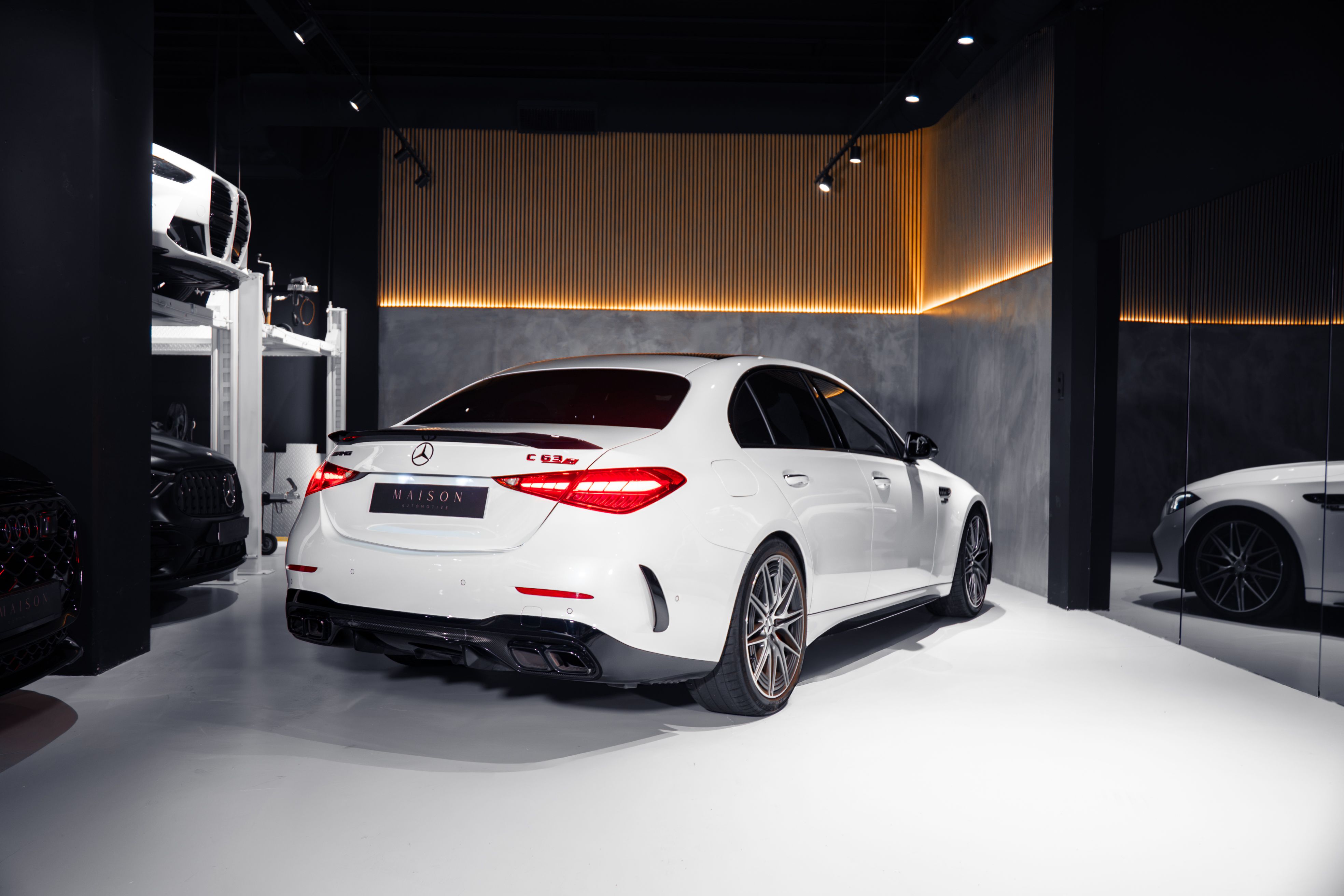 Mercedes-AMG C63 S — photo 17