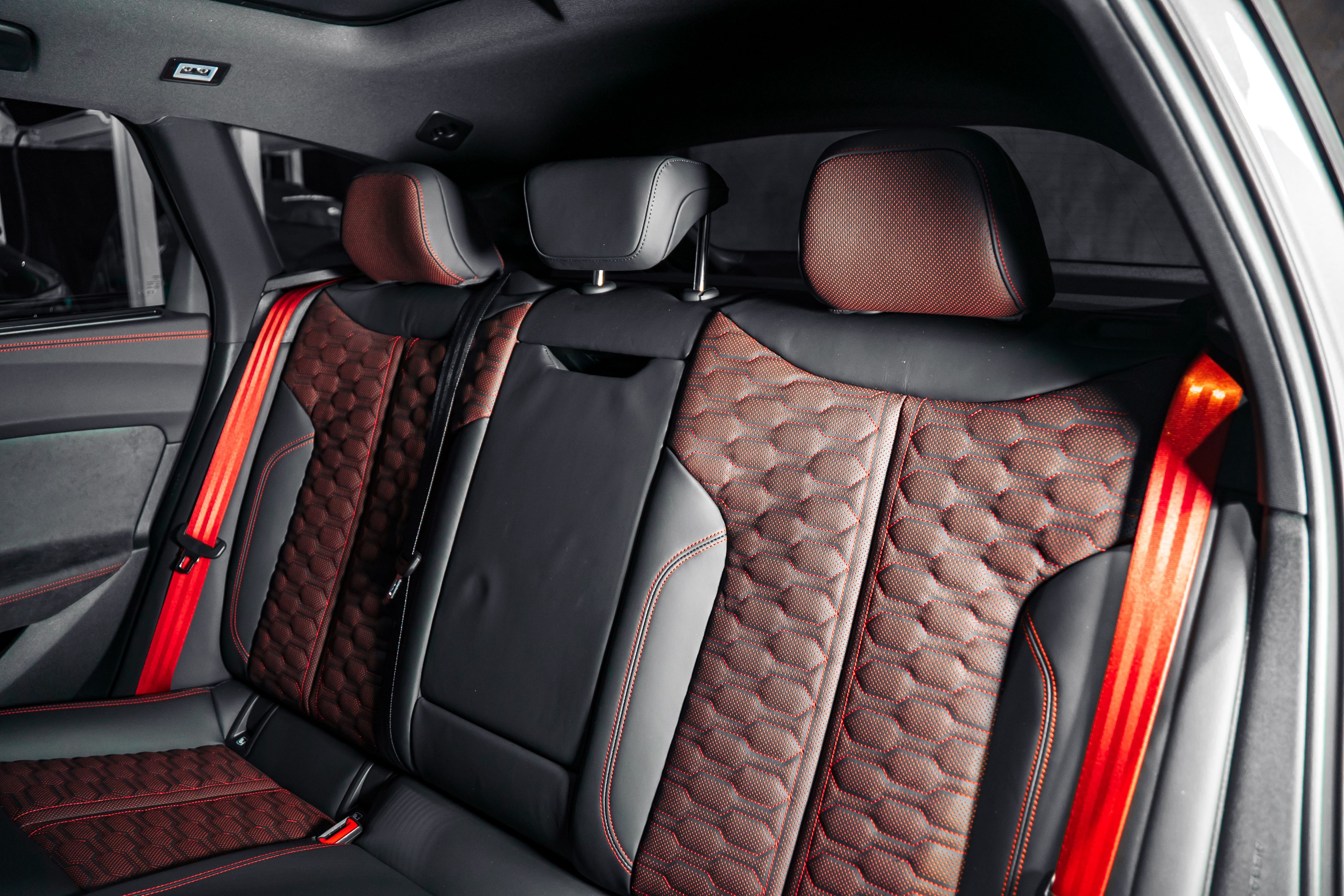 Audi RS5 Avant — foto 12
