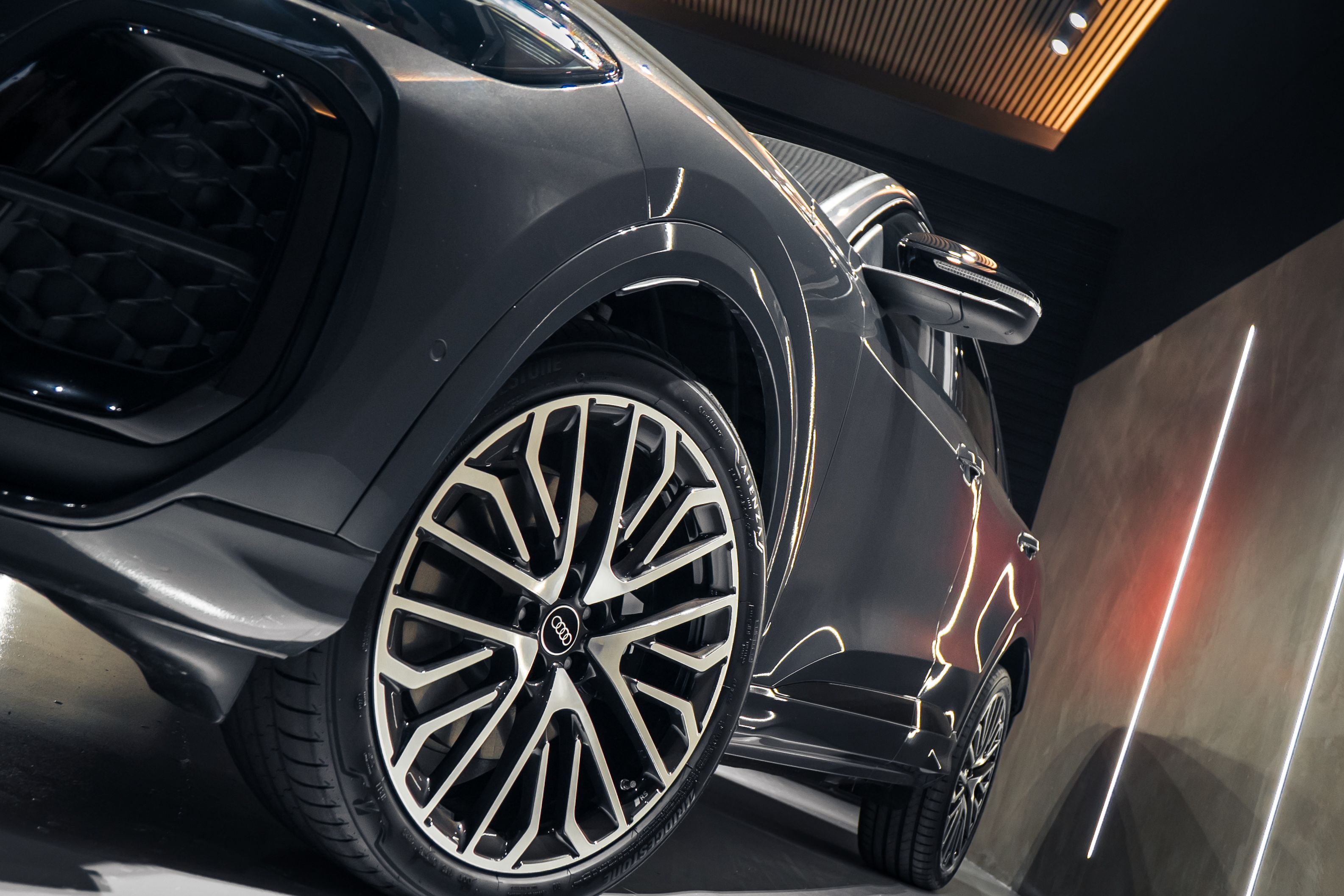 Audi SQ5 — foto 4