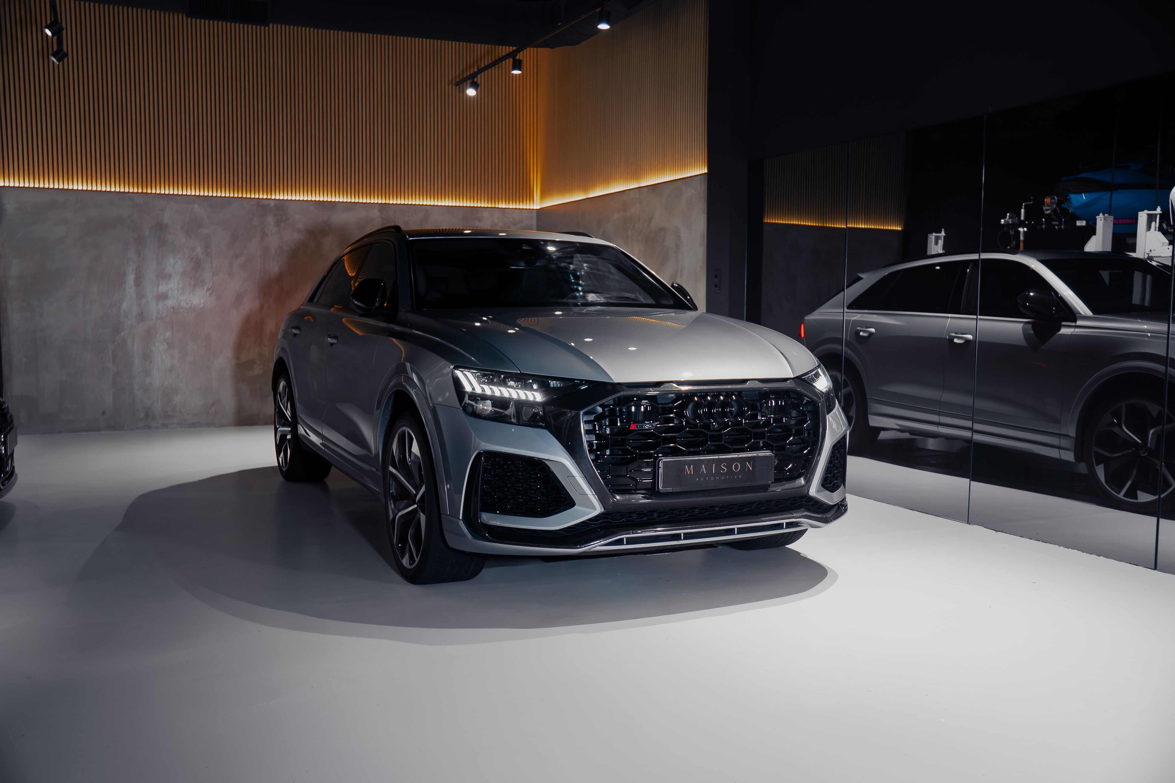 Audi RSQ8 — foto 6