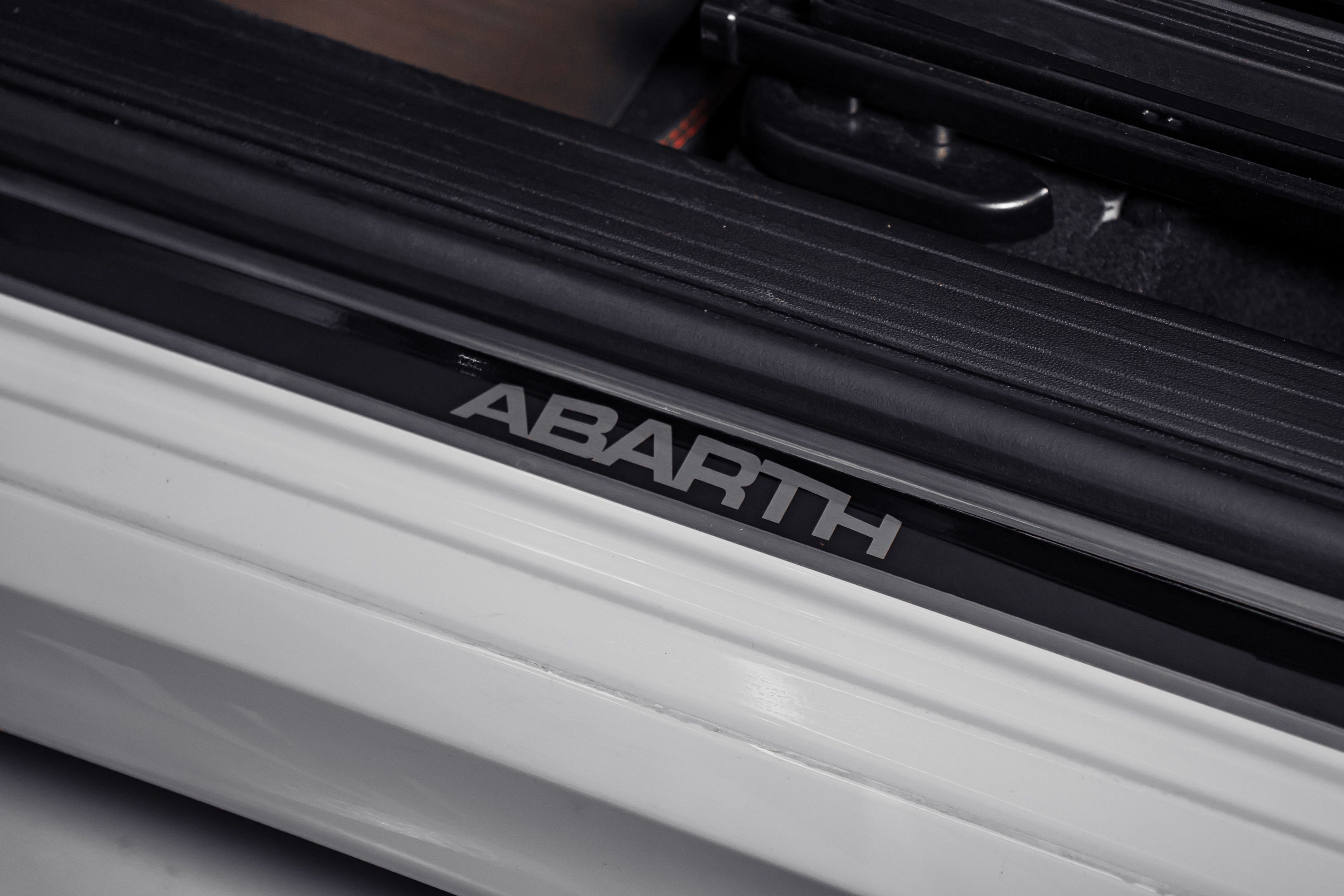 Abarth 695 Essesse — photo 13