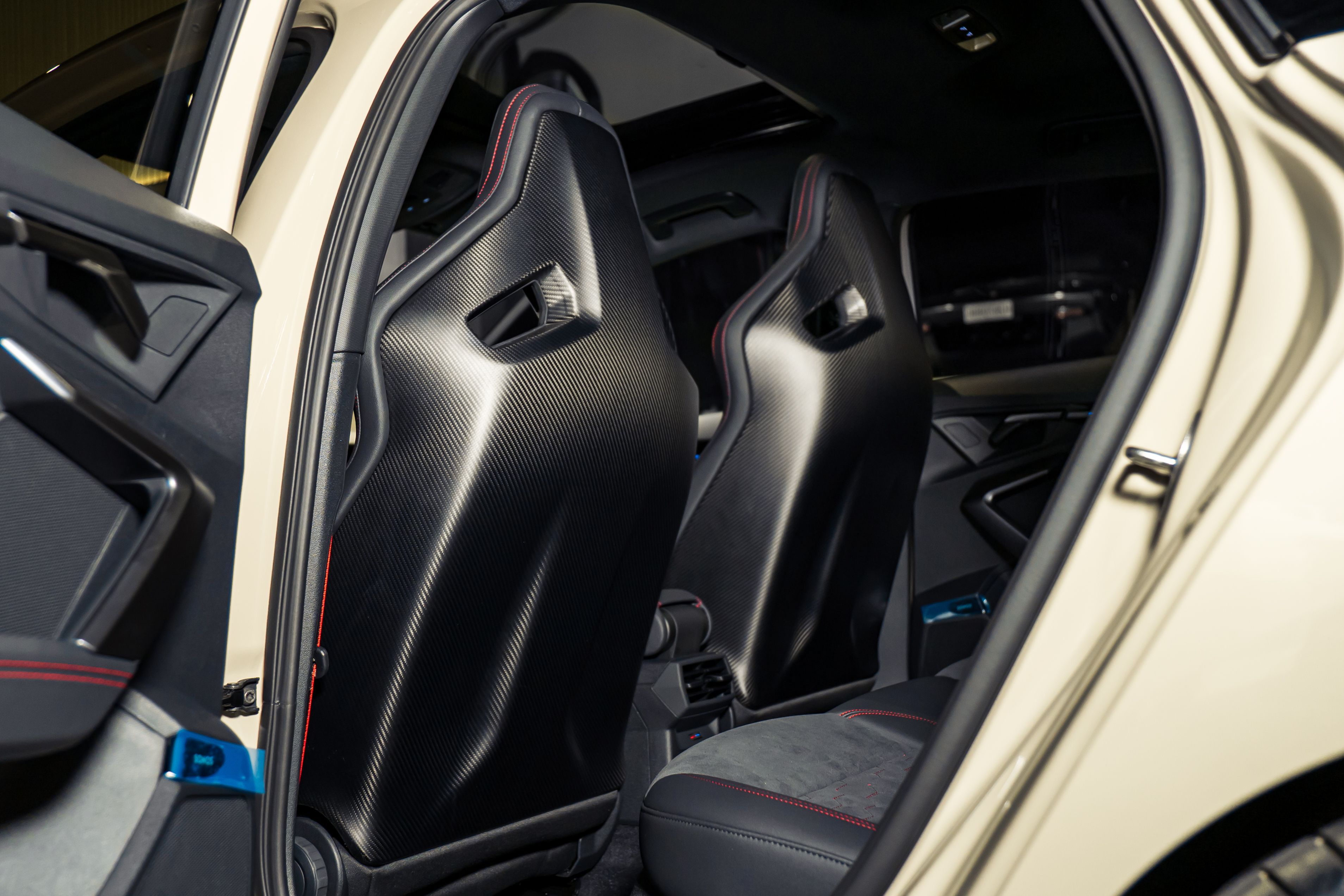 Audi RS3 Sportback — photo 9