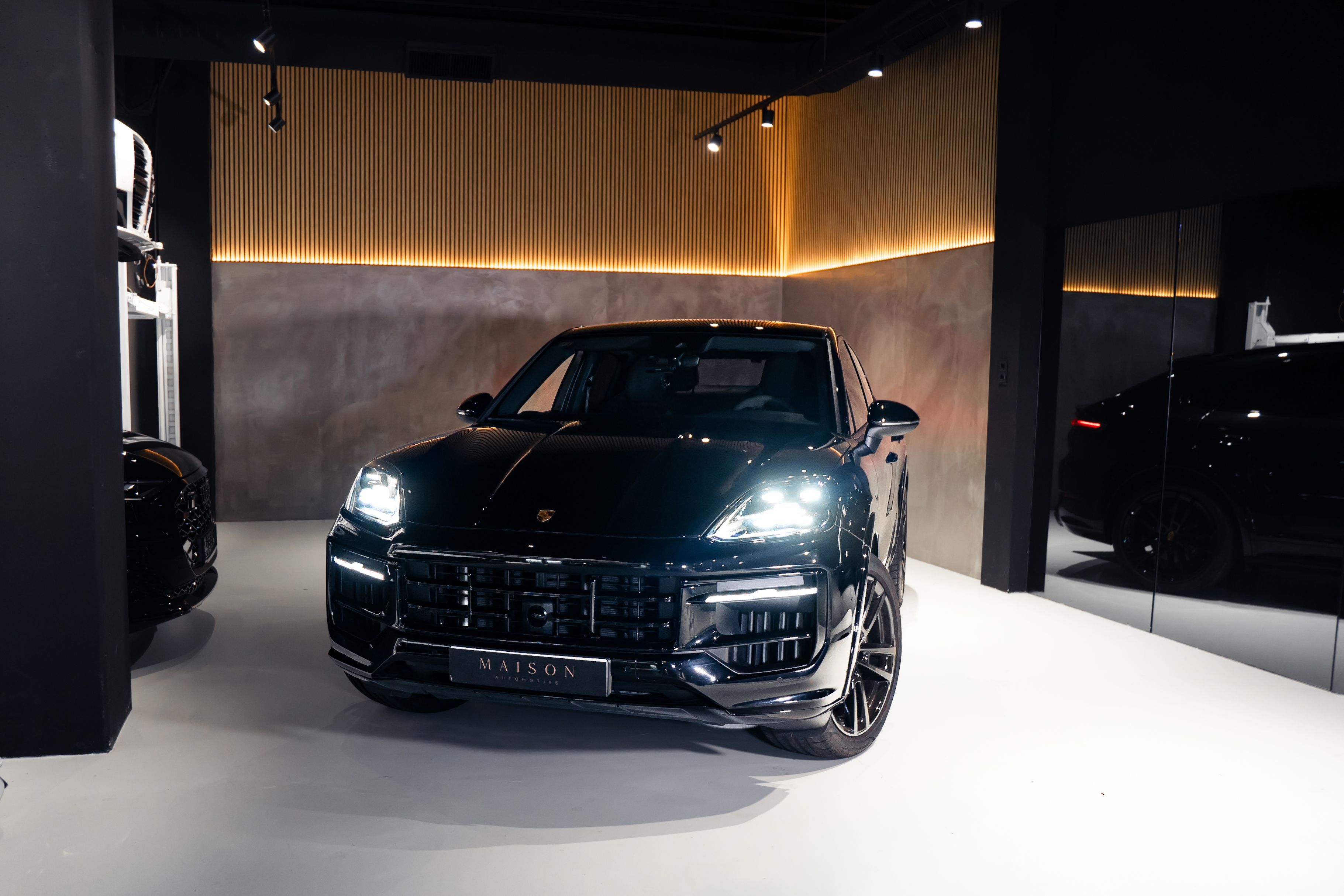 Porsche Cayenne  — photo 6