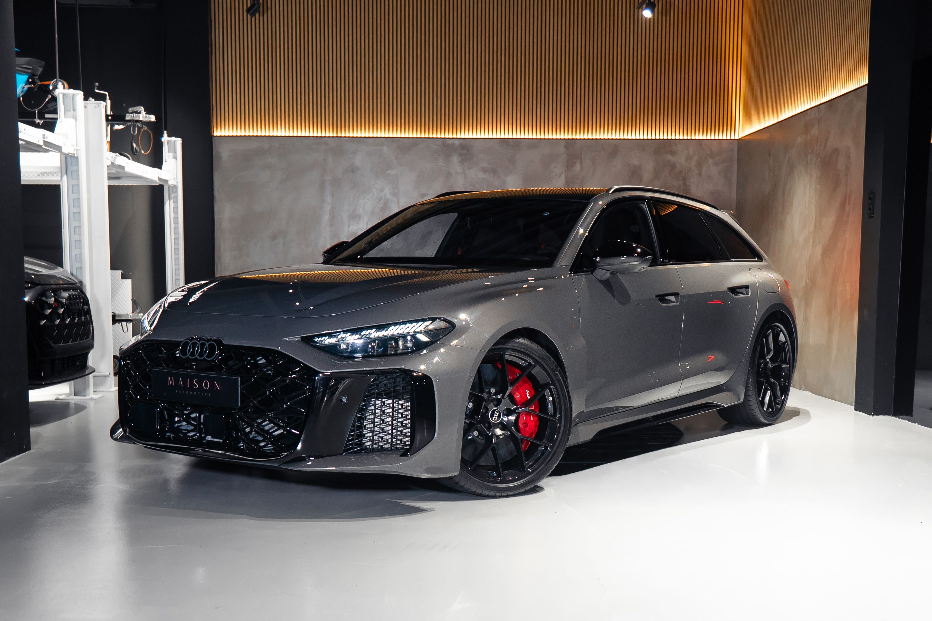 Audi RS5 Avant Nimbus 