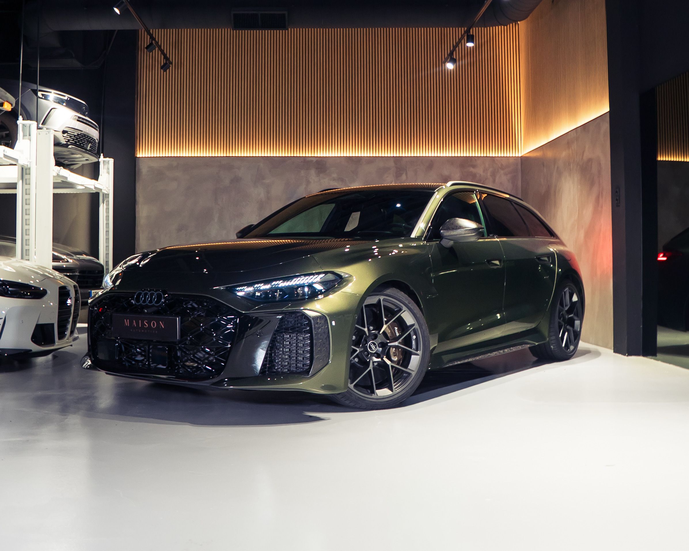Audi RS5 Avant  — photo 1