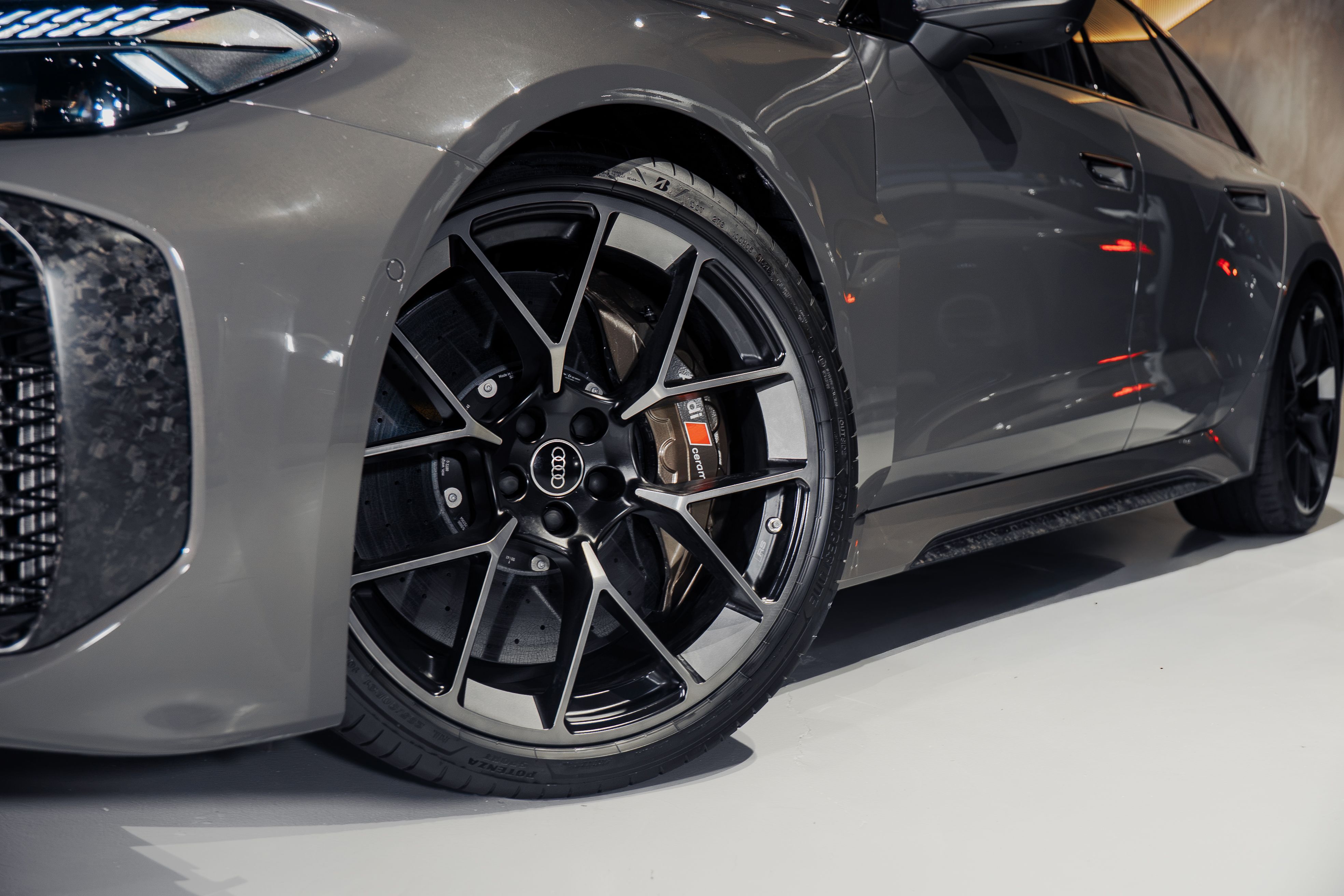 Audi RS5 Avant — foto 2