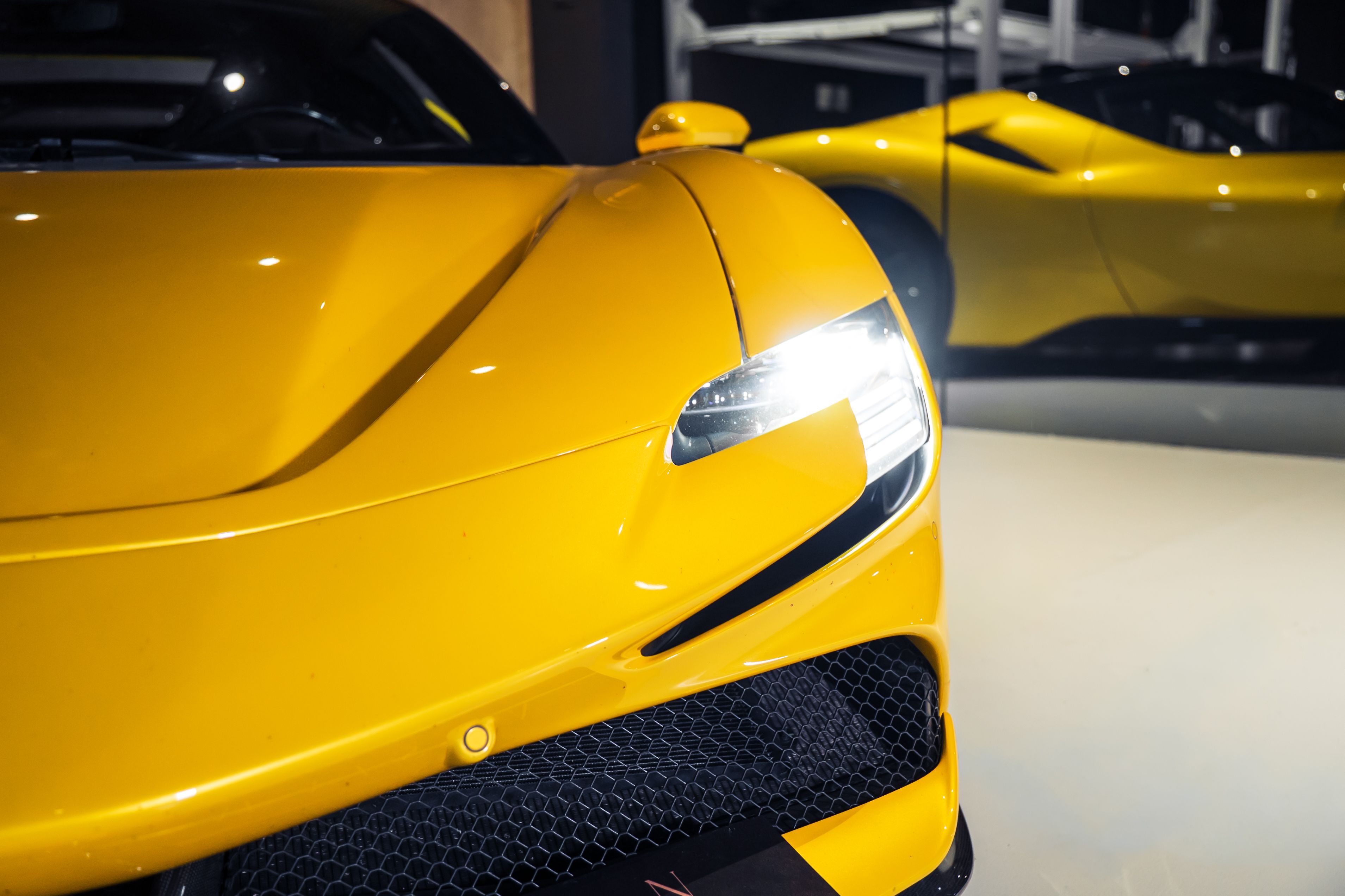 Ferrari SF90 Stradale  — photo 3