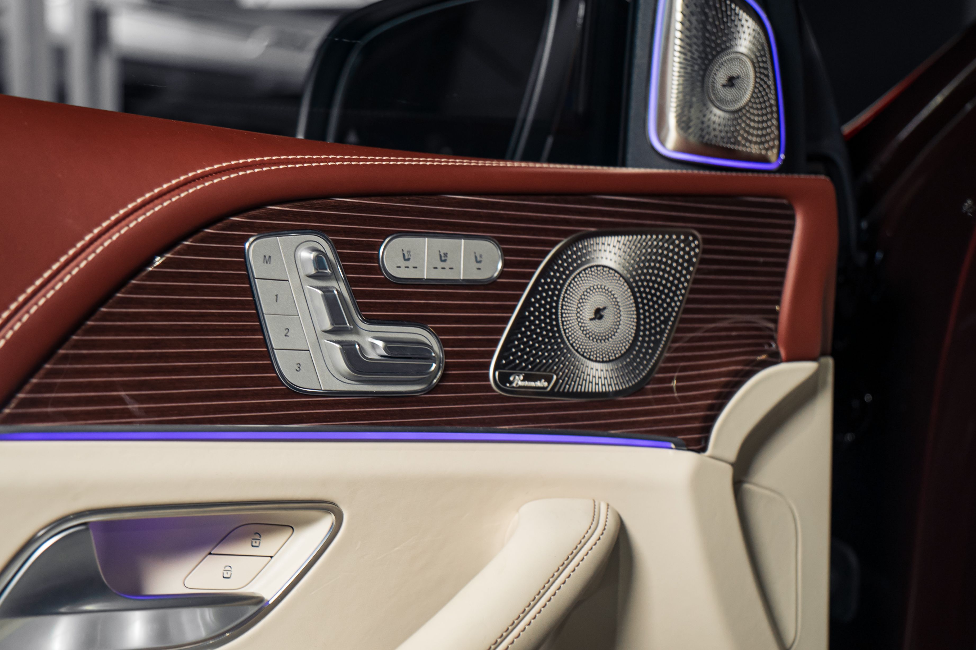 Mercedes-AMG Maybach GLS600 — foto 8