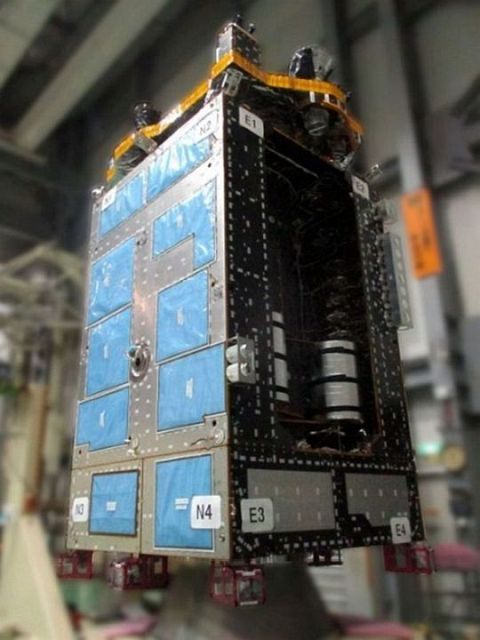 QZS-1R