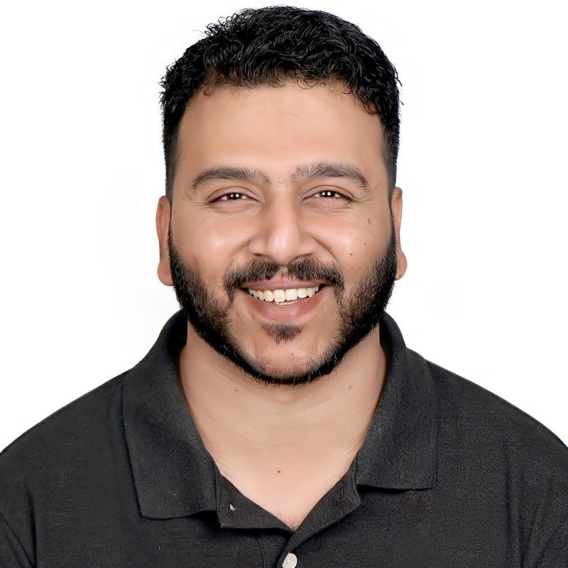 Sheron Chakalakal portrait