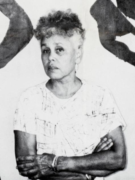 Betye Saar photographed in 1989, a portrait of the Los Angeles assemblage artist whose six-decade practice transformed discarded racist ephemera into sovereign objects