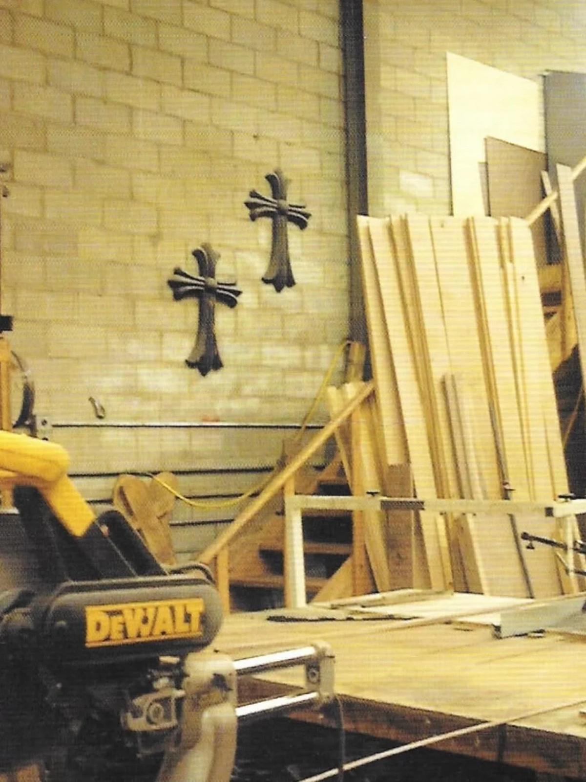 Inside the Hollywood facility: The scale of the house’s 38-year commitment to domestic fabrication. Labor Density begins here, where raw materials are transformed into architecture and artifacts through the workmanship of risk.