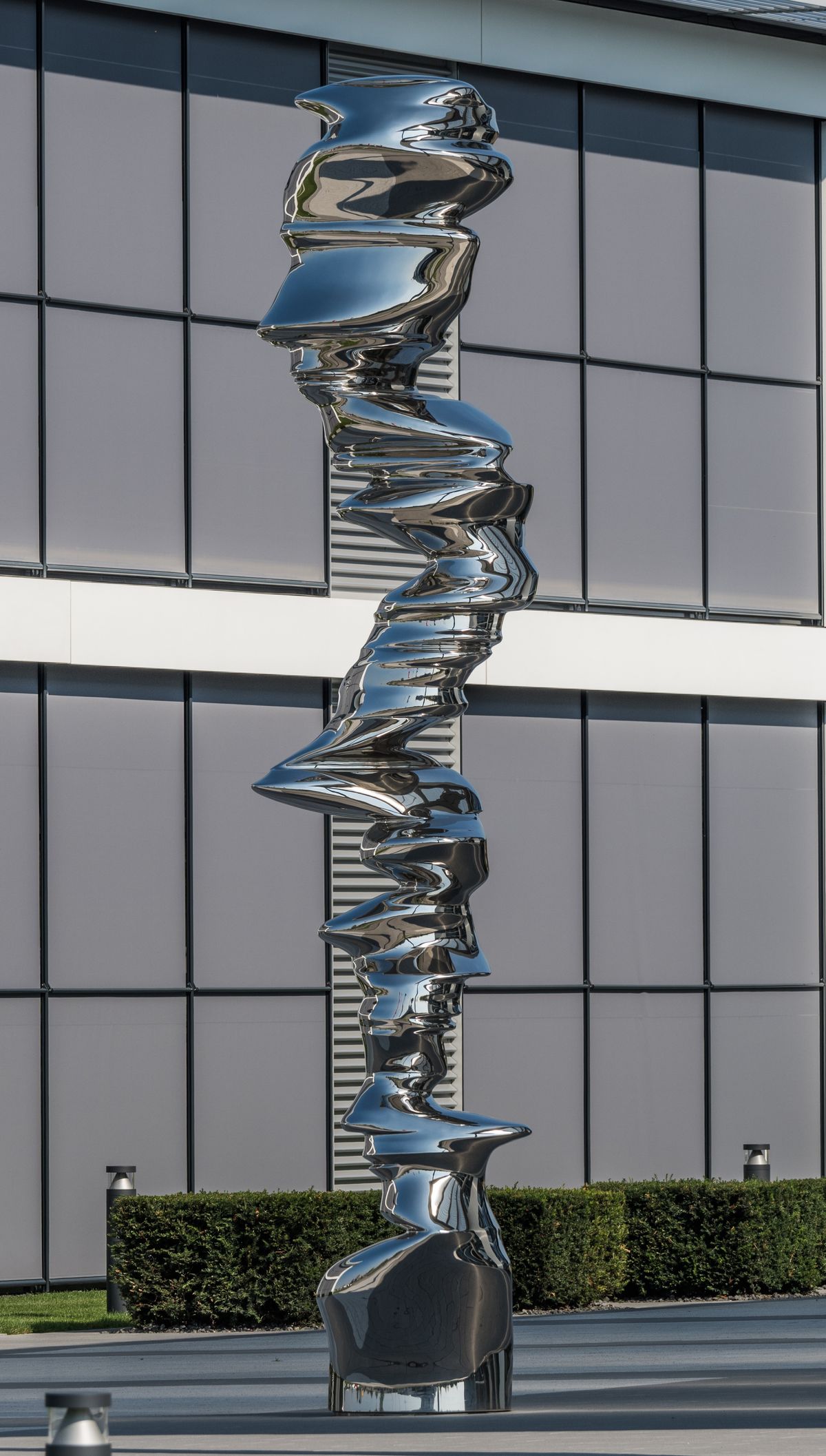 Tony Cragg sculpture in Bamberg, Germany, showing the organic verticality and material complexity of his bronze practice.