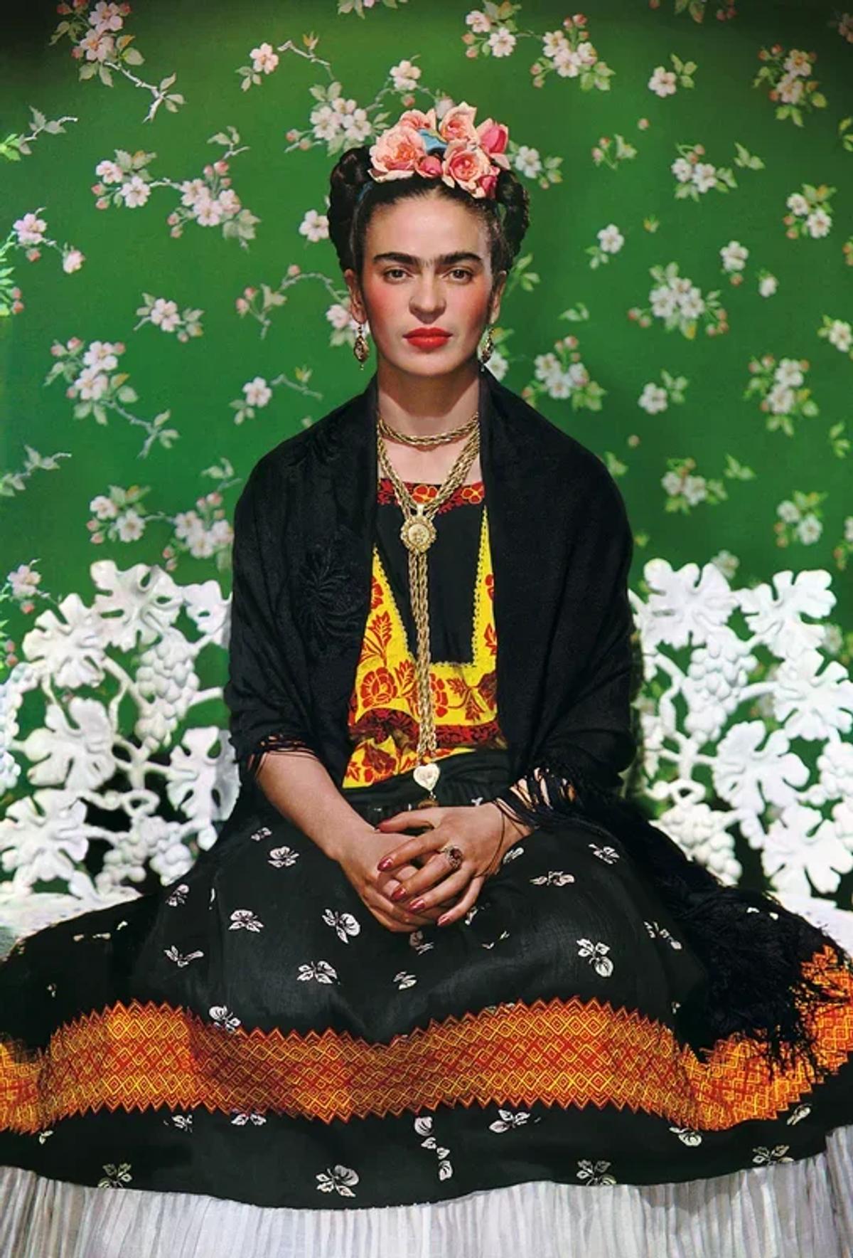 Nickolas Muray, Frida on White Bench , New York, 1939. This deliberate collaboration fixed her self-curated public grammar into a repeatable, highly saturated visual signature that the market would later exploit.