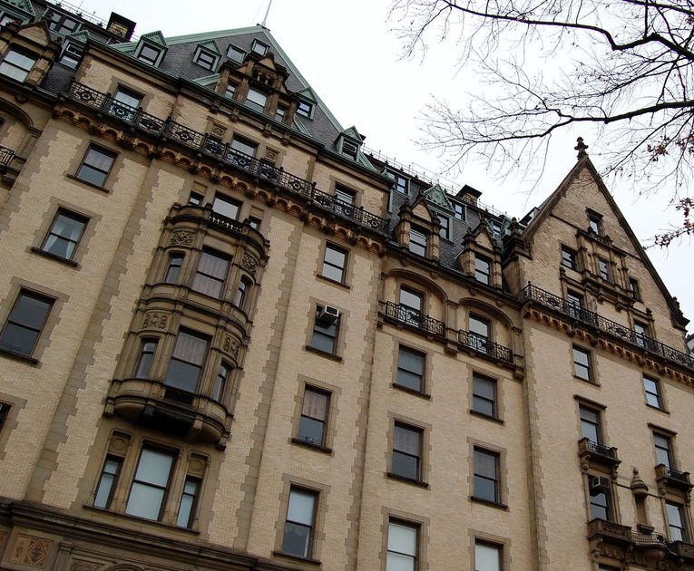The Dakota apartment building at 72nd Street and Central Park West, New York City