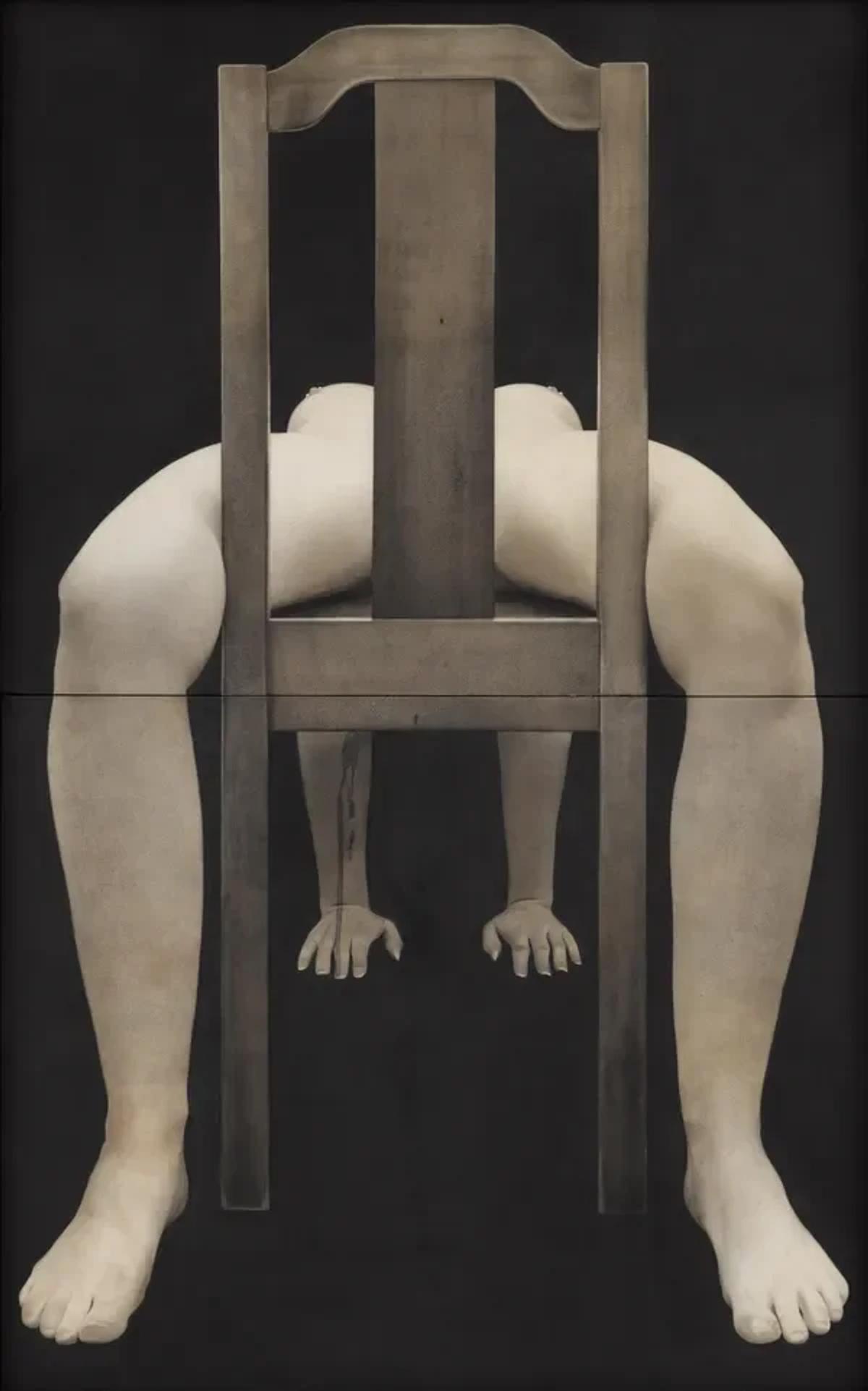 Narrative Permanence: Saskia Colwell’s charcoal work grounds the interior through material commitment and the refusal of temporal displacement.