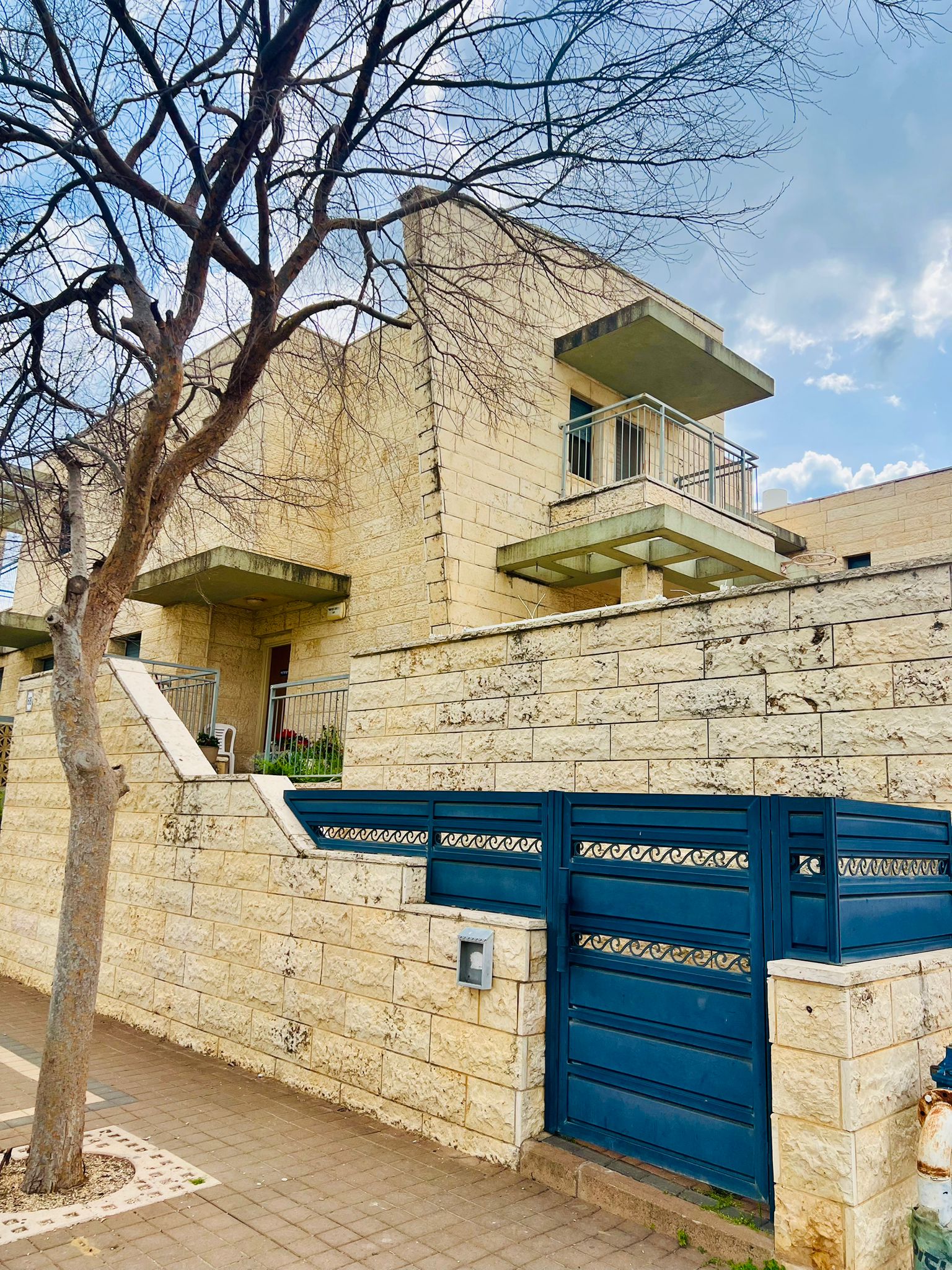 למכירה ברחוב מבצע בן עמי דירת גן 4 חדרים (במקור 5)  - תמונה 4