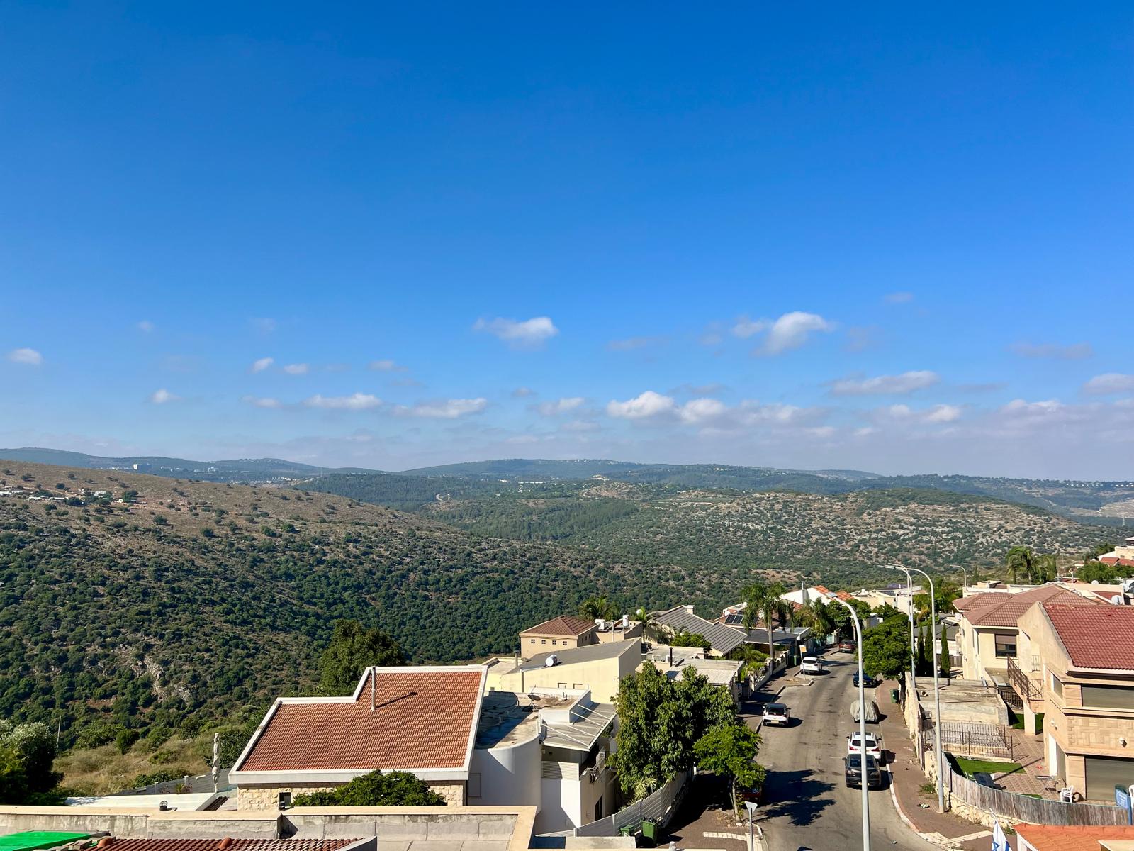 למכירה ברחוב נשר דו משפחתי 6 חדרים - תמונה 5