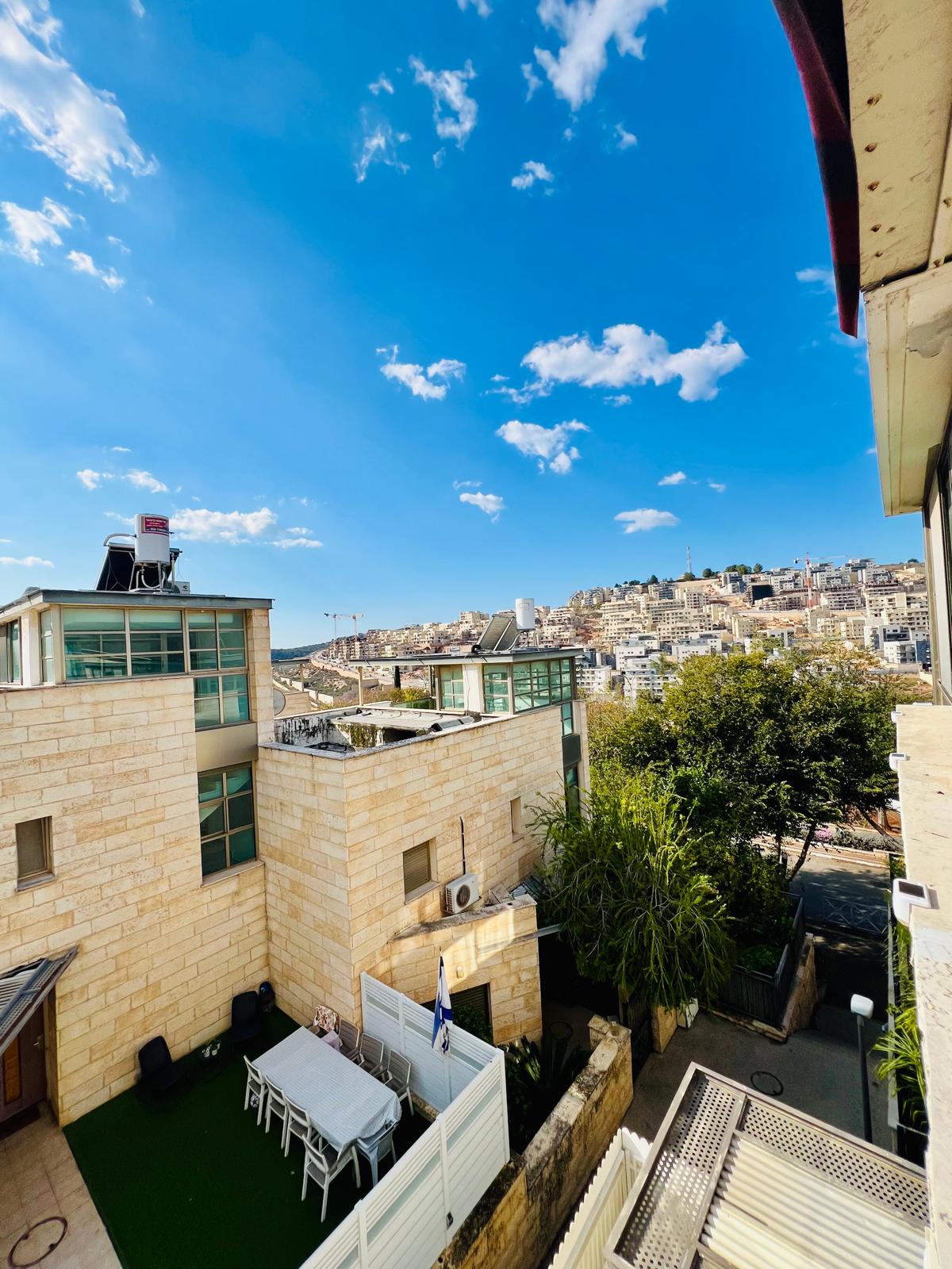 למכירה בחטיבת עציוני קוטג' דו משפחתי 5 חדרים - תמונה 19