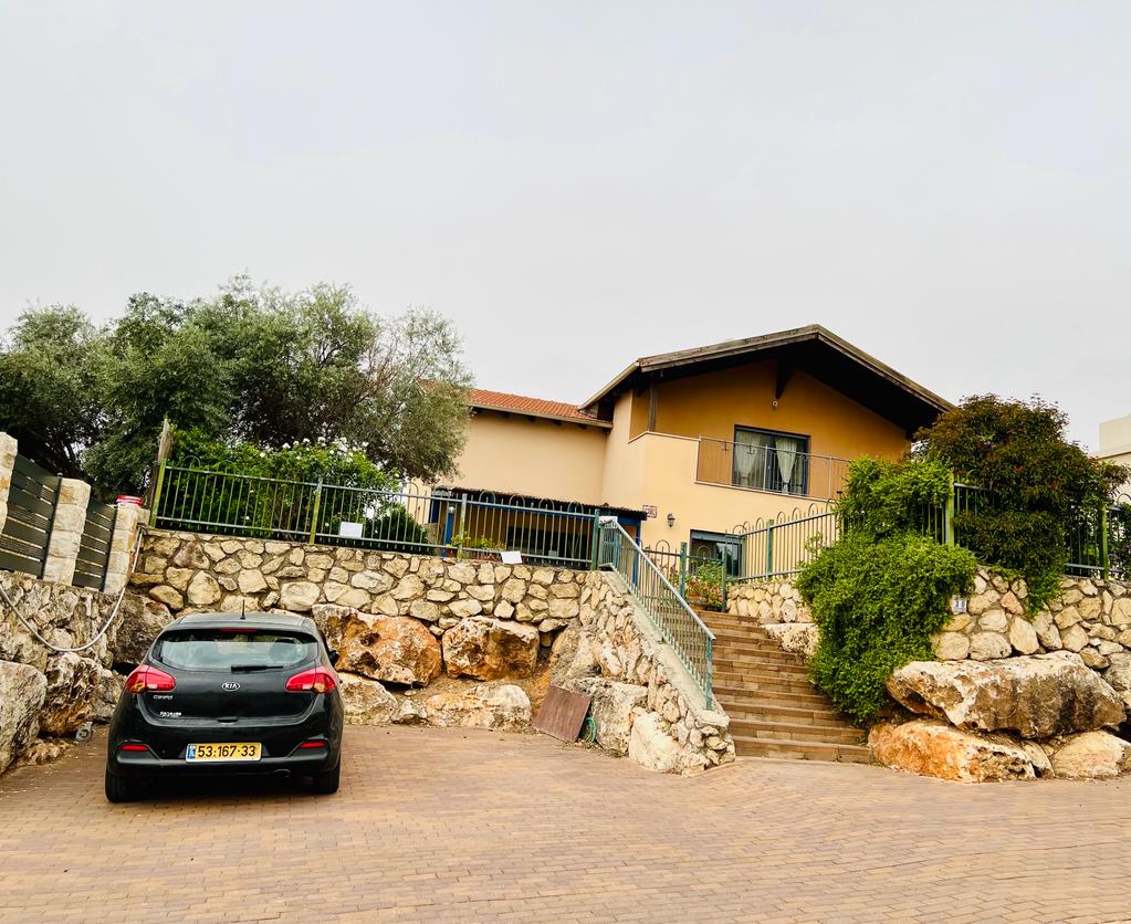למכירה בכפר חנניה בית פרטי 5 חדרים  - תמונה 4