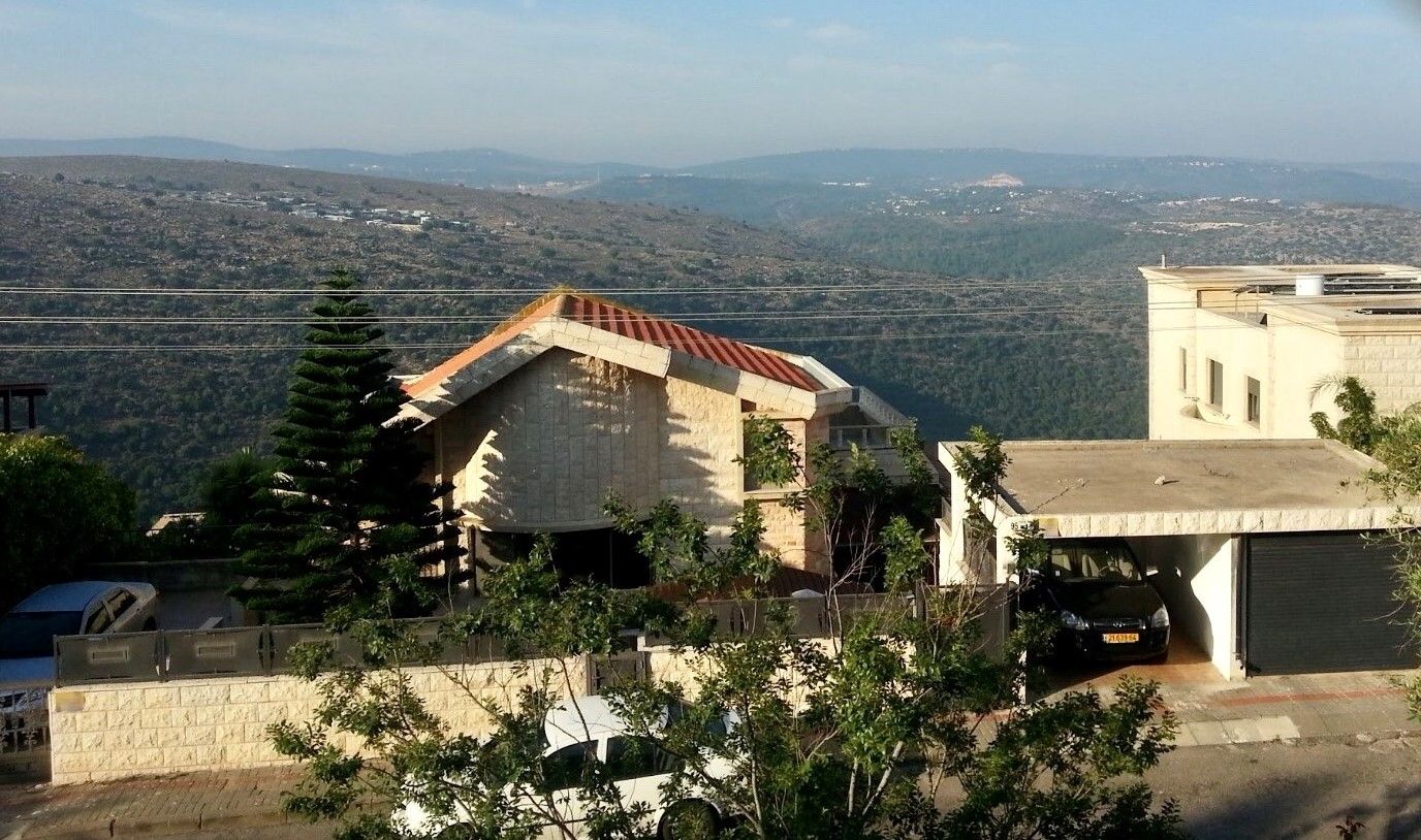 למכירה ברחוב בז בית פרטי 8 חדרים - תמונה 4